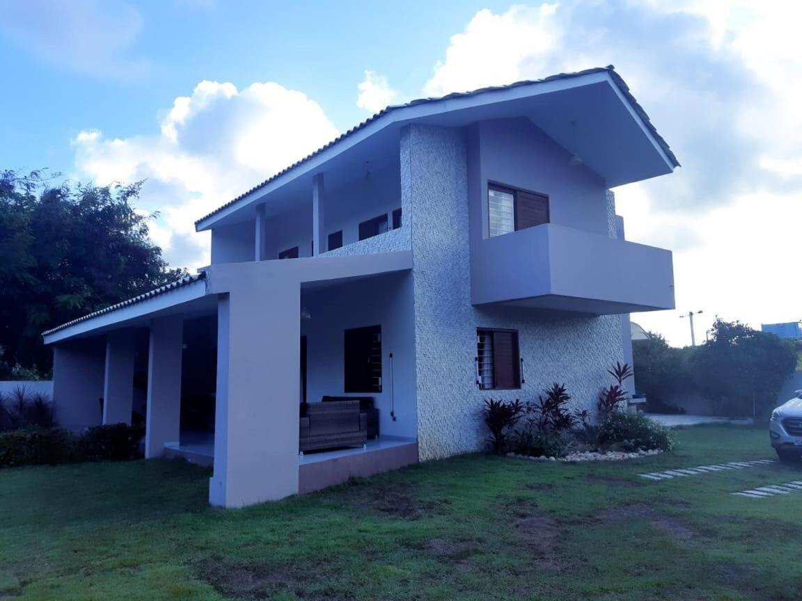 Four-Bedroom House,1704122761:JPEG