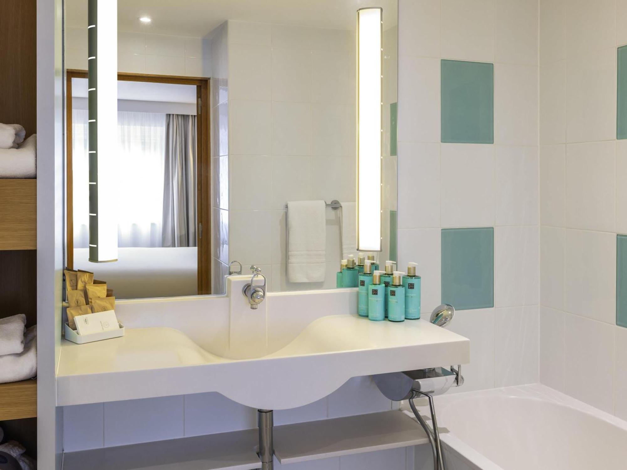 Suite with One King Bed and Sofa