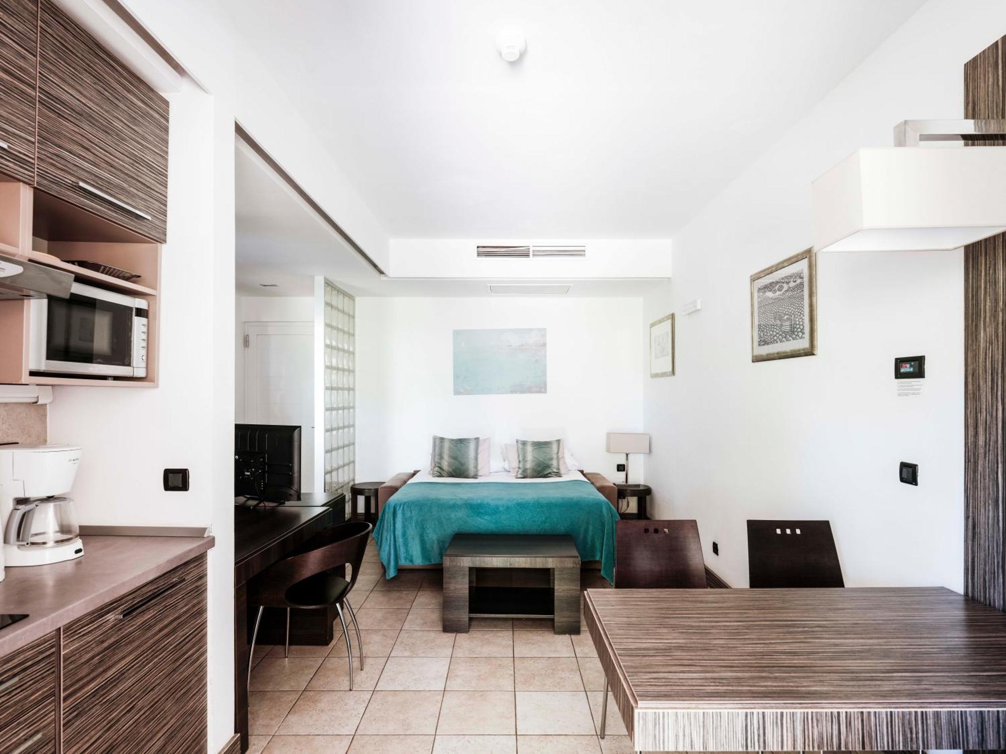 Comfort One-Bedroom Apartment