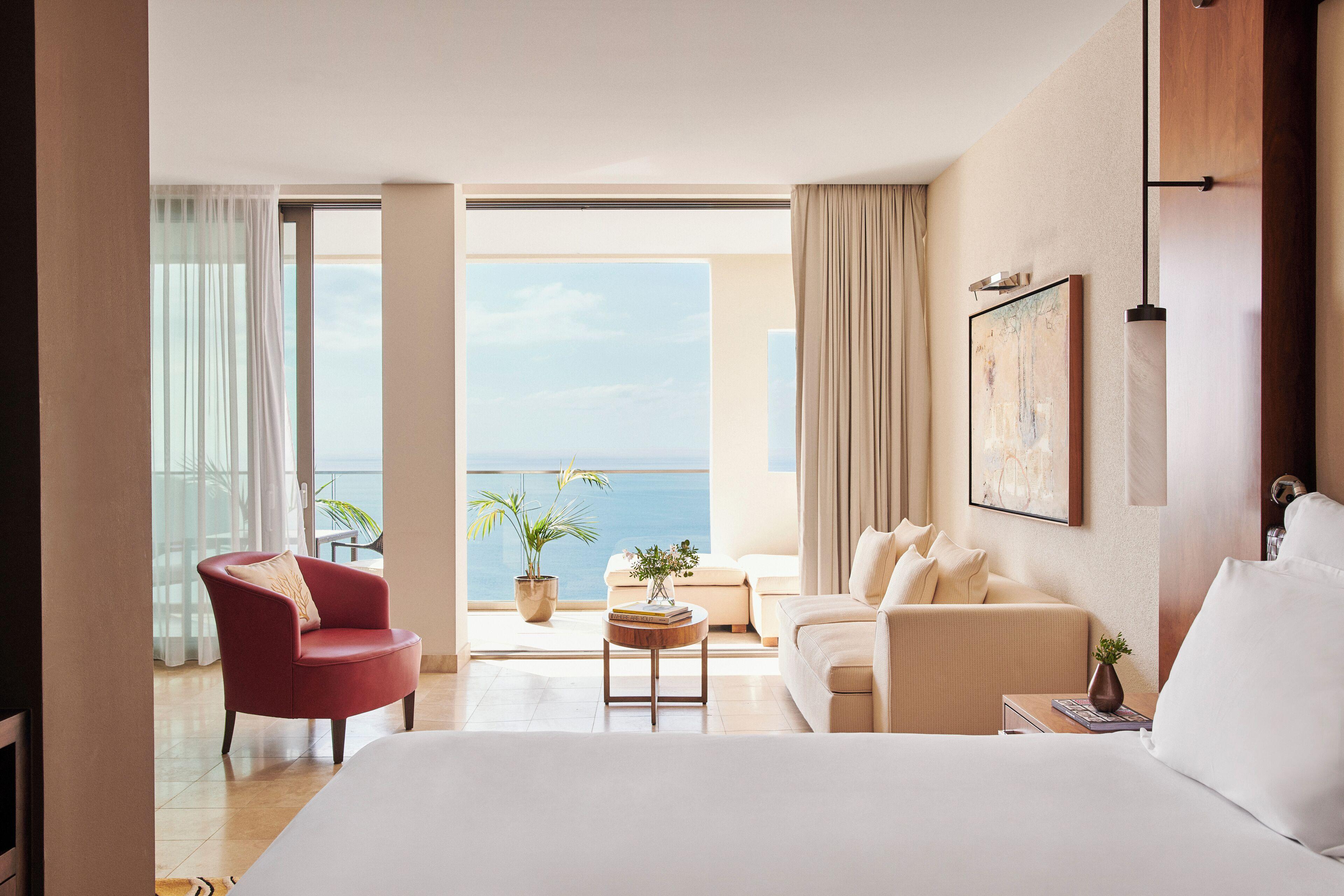 Suite Junior con vistas al mar Mediterráneo