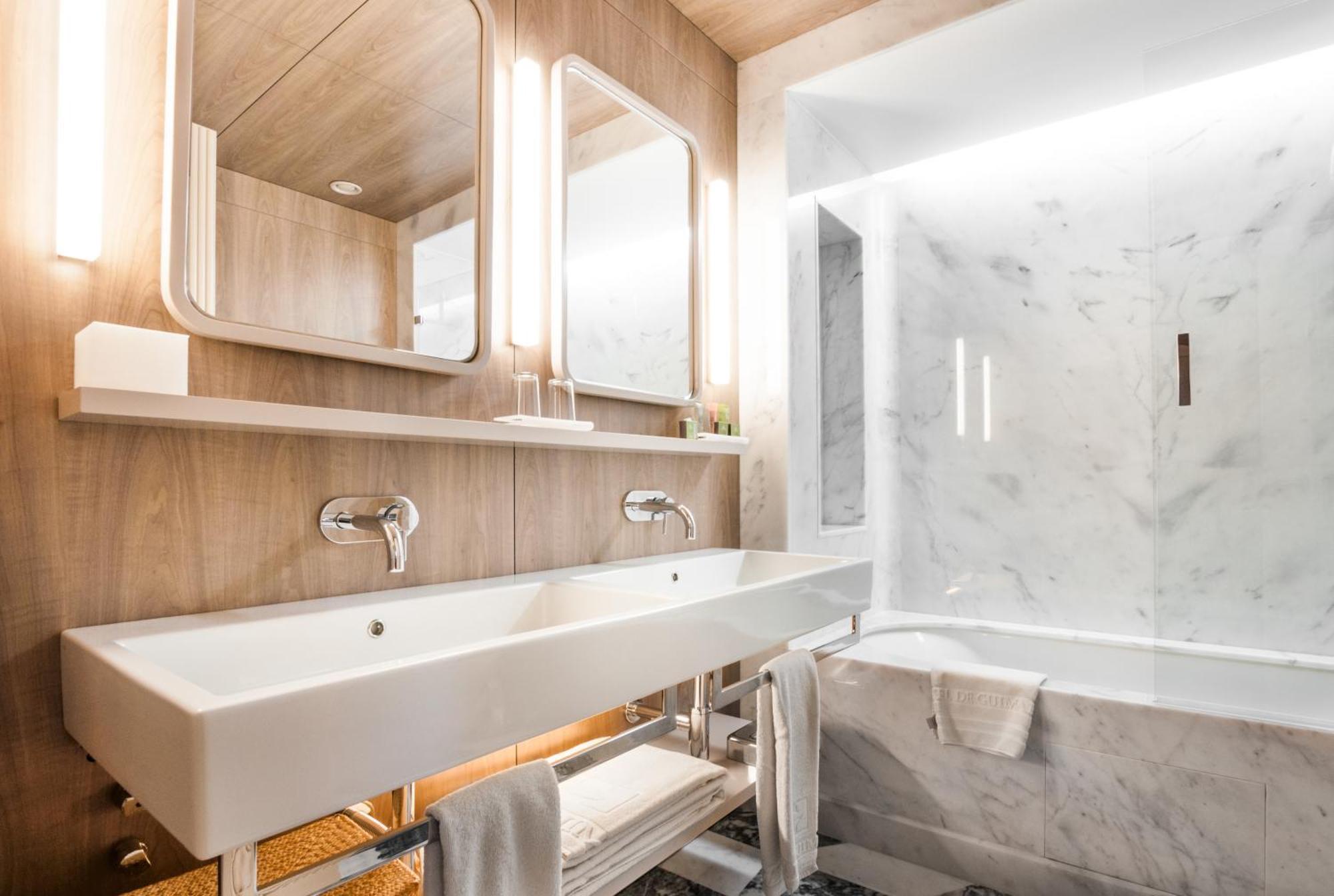 Presidential Suite,1716975961:JPEG