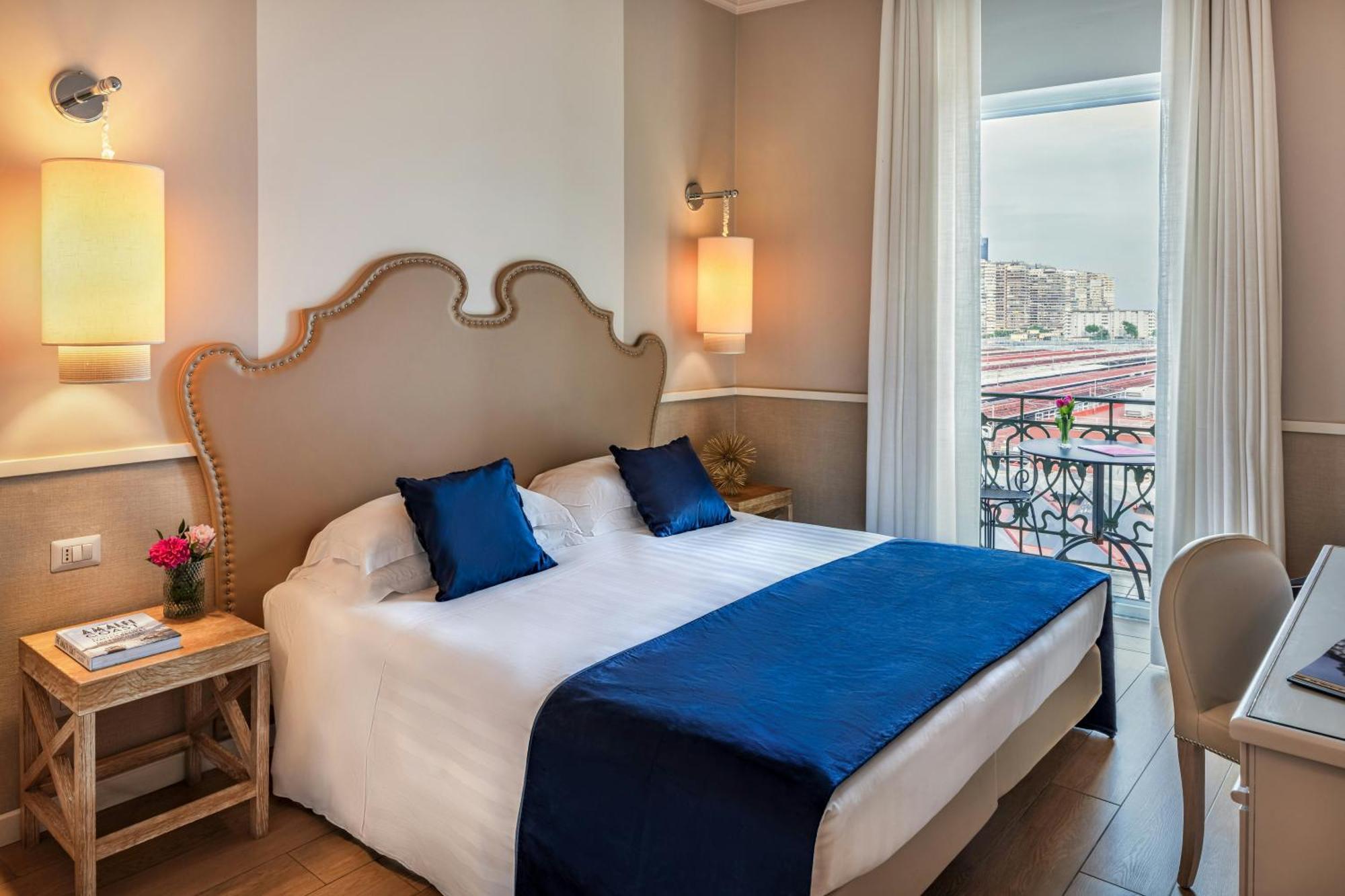 Superior Double or Twin Room with Vesuvio View