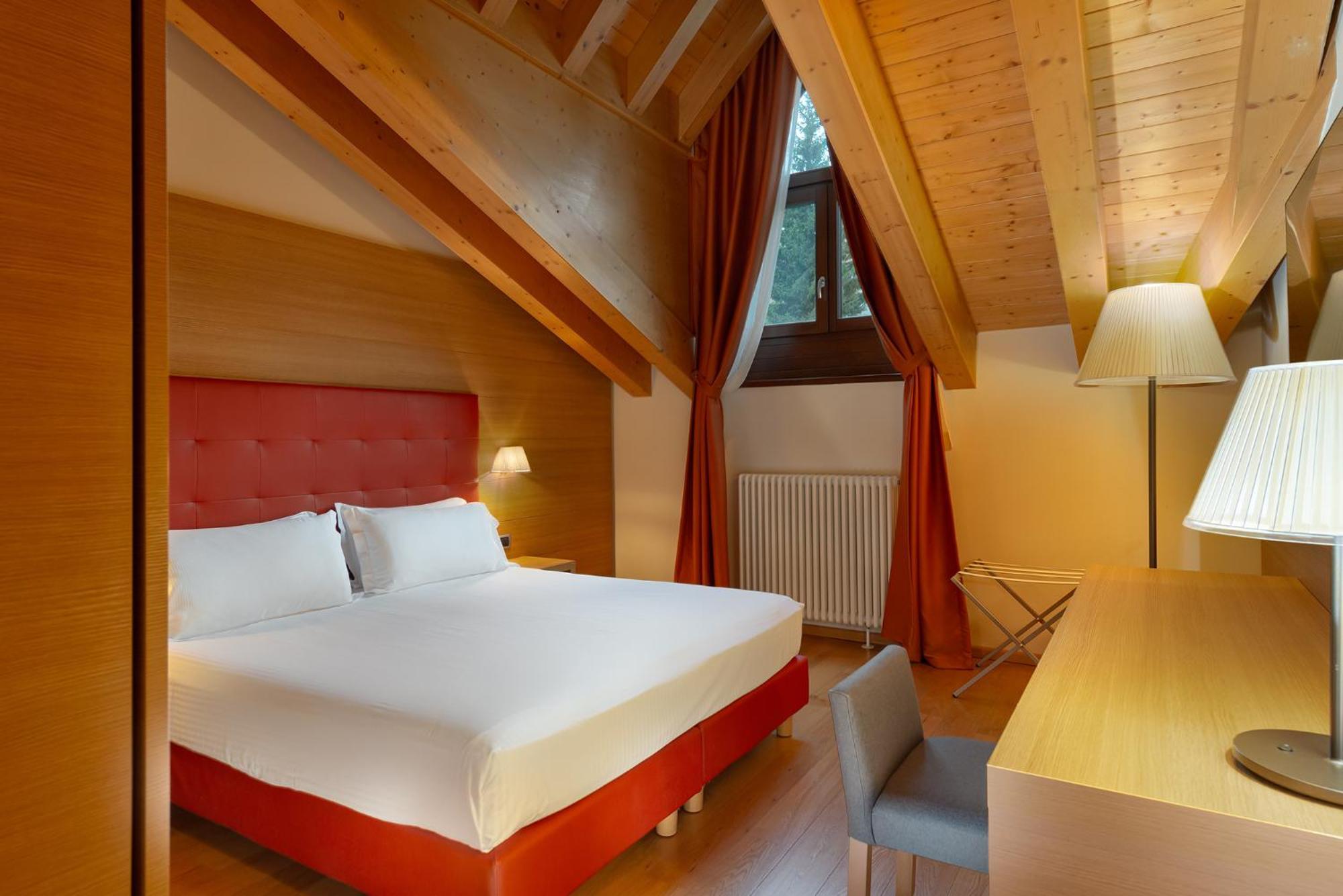 Suite,1730032688:JPEG