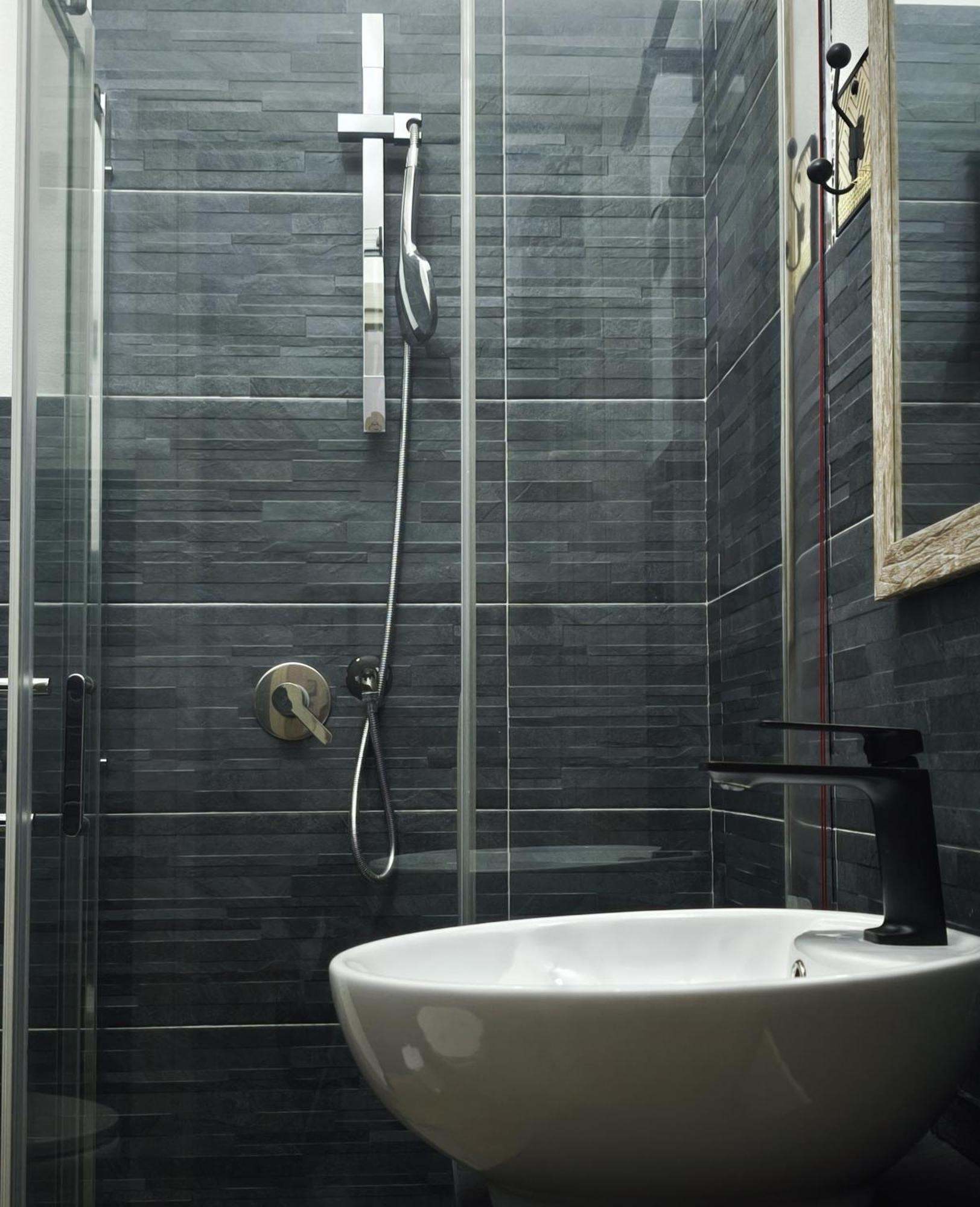Single Room Private Bathroom