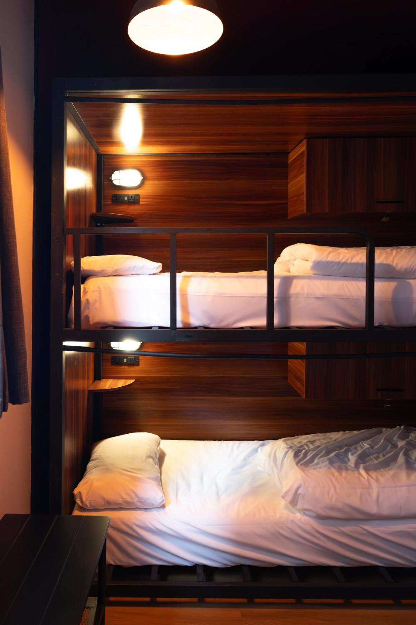 Bed in een Slaapzaal met 4 Bedden
