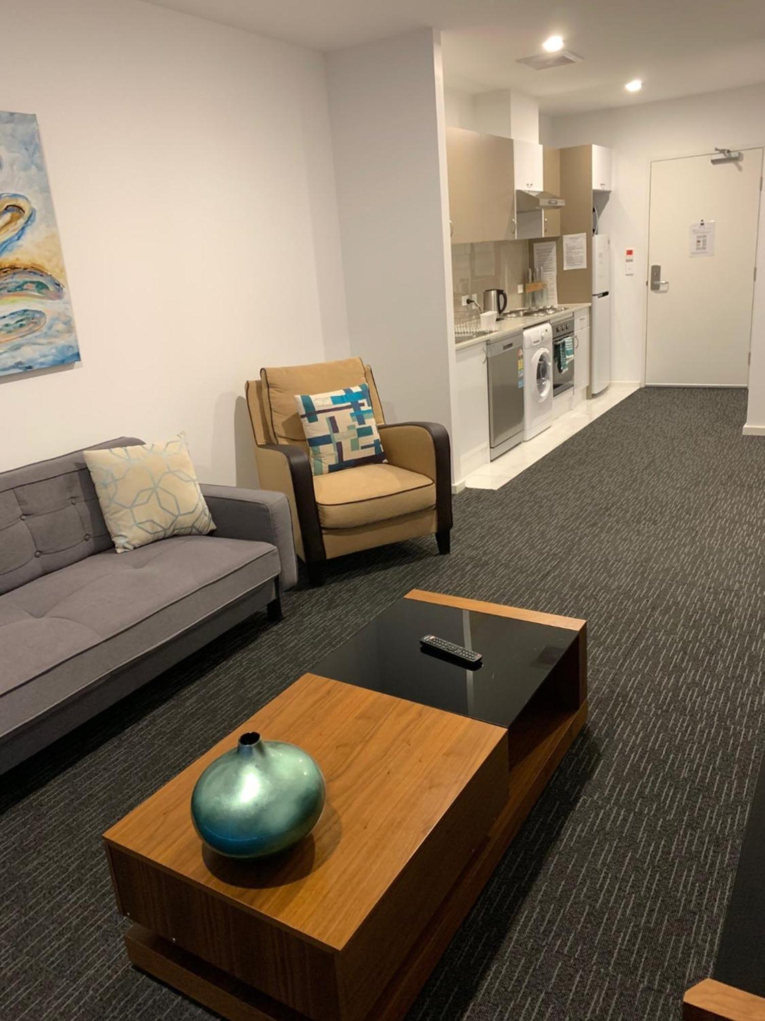Deluxe One-Bedroom Apartment Non Pet Friendly