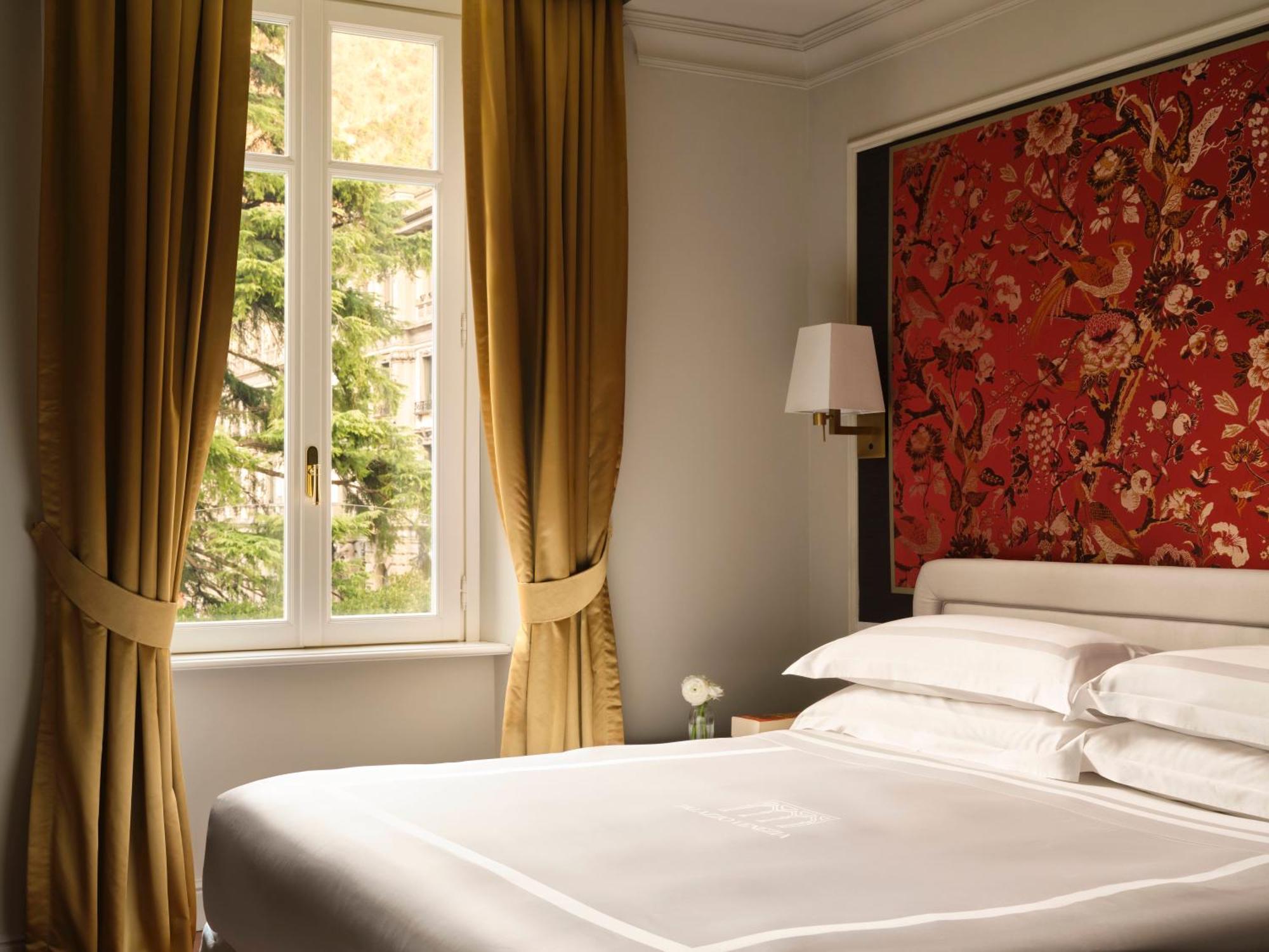 Junior Suite with Garden View