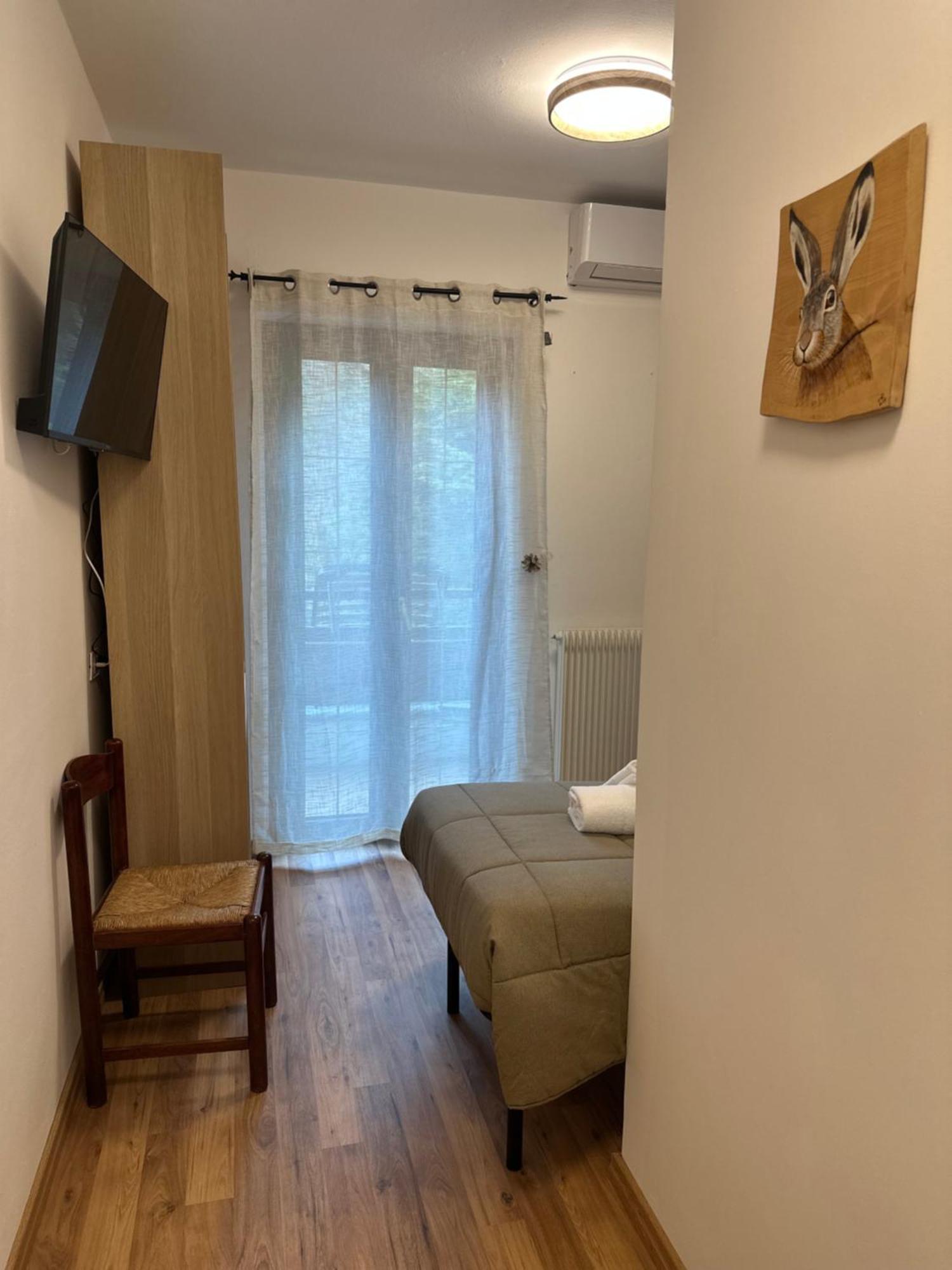 Single Room,1743112407:JPEG