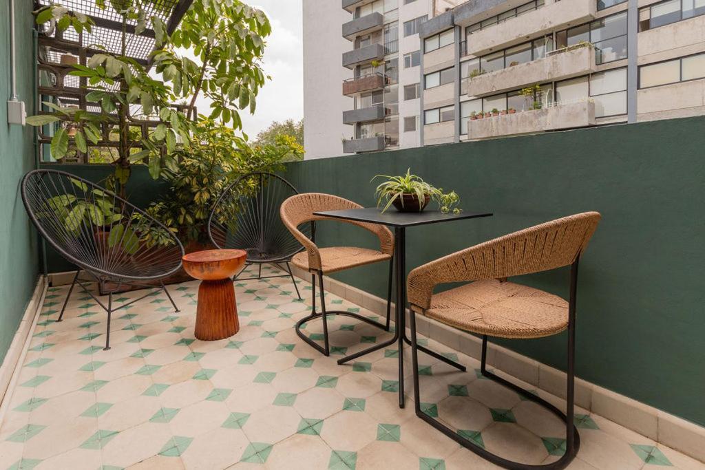 Estudio con terraza