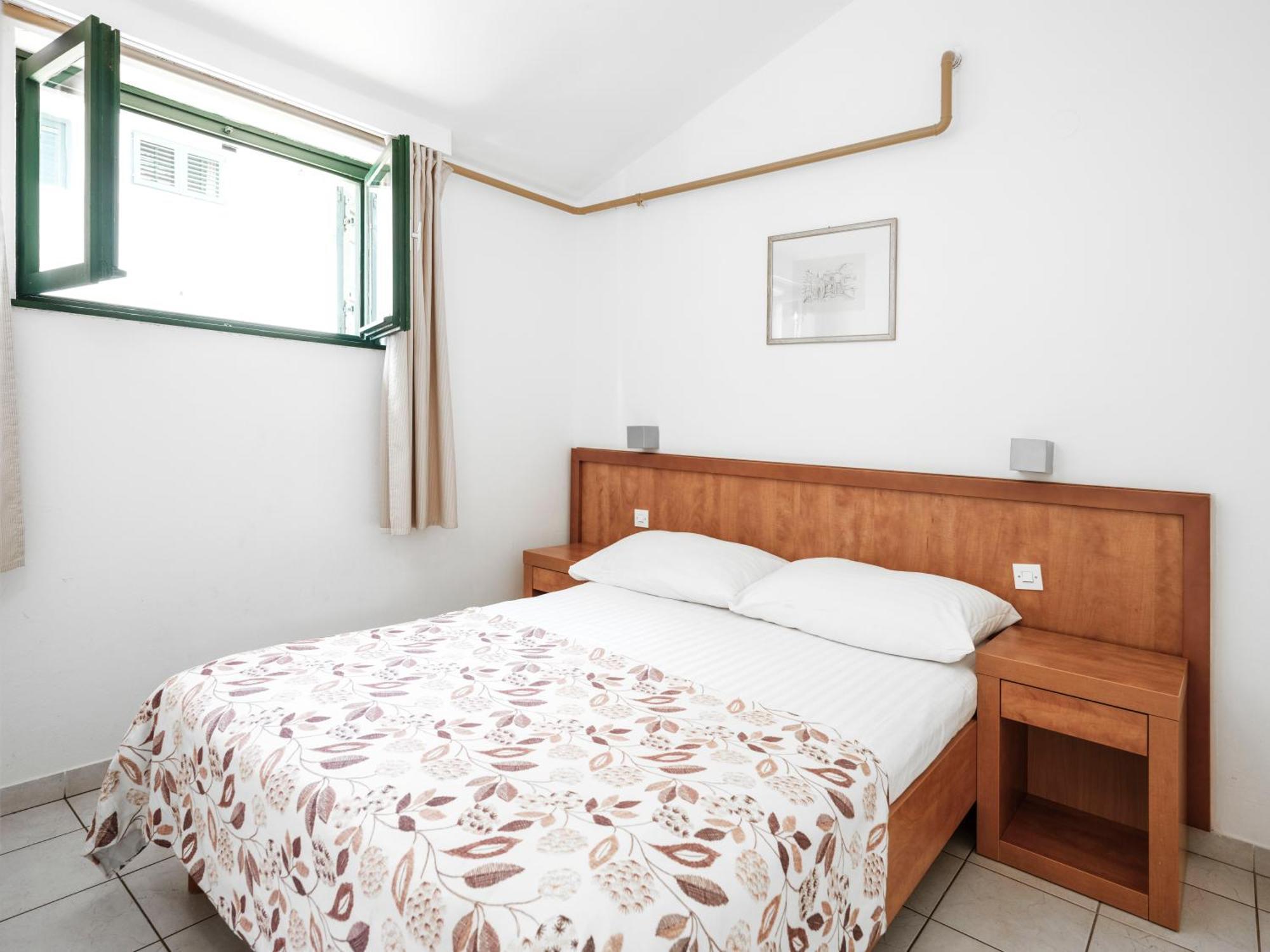3* Two-Bedroom Apartment,1765812122:JPEG