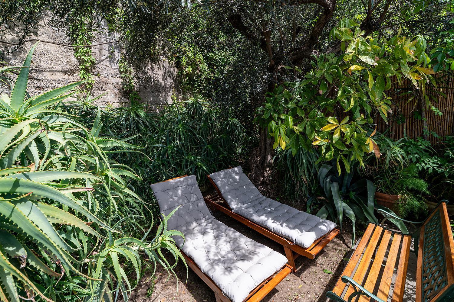 Deluxe Double Room with Terrace and Sea View,1746957891:JPEG