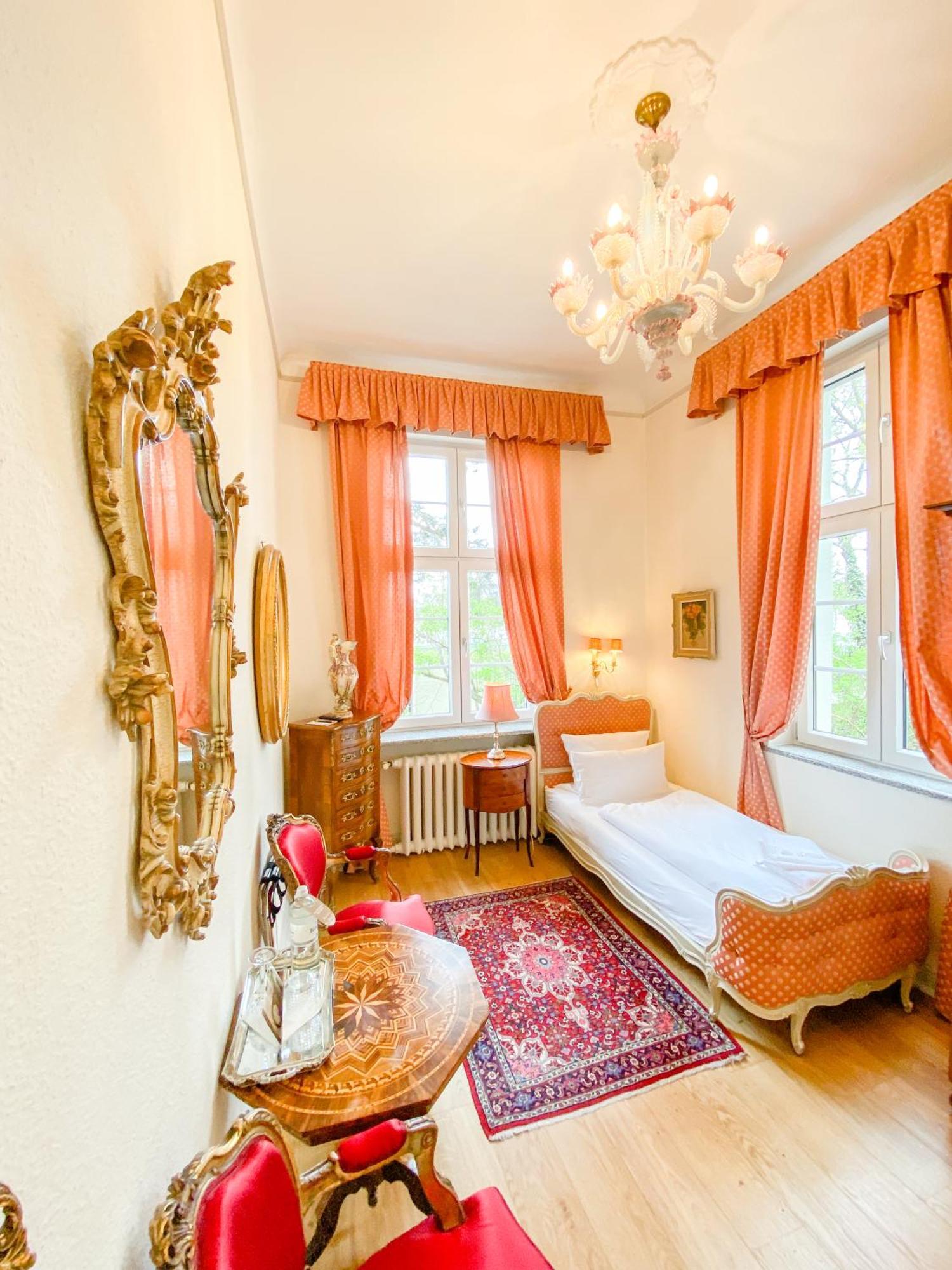 Standard Single Room,1758278343:JPEG