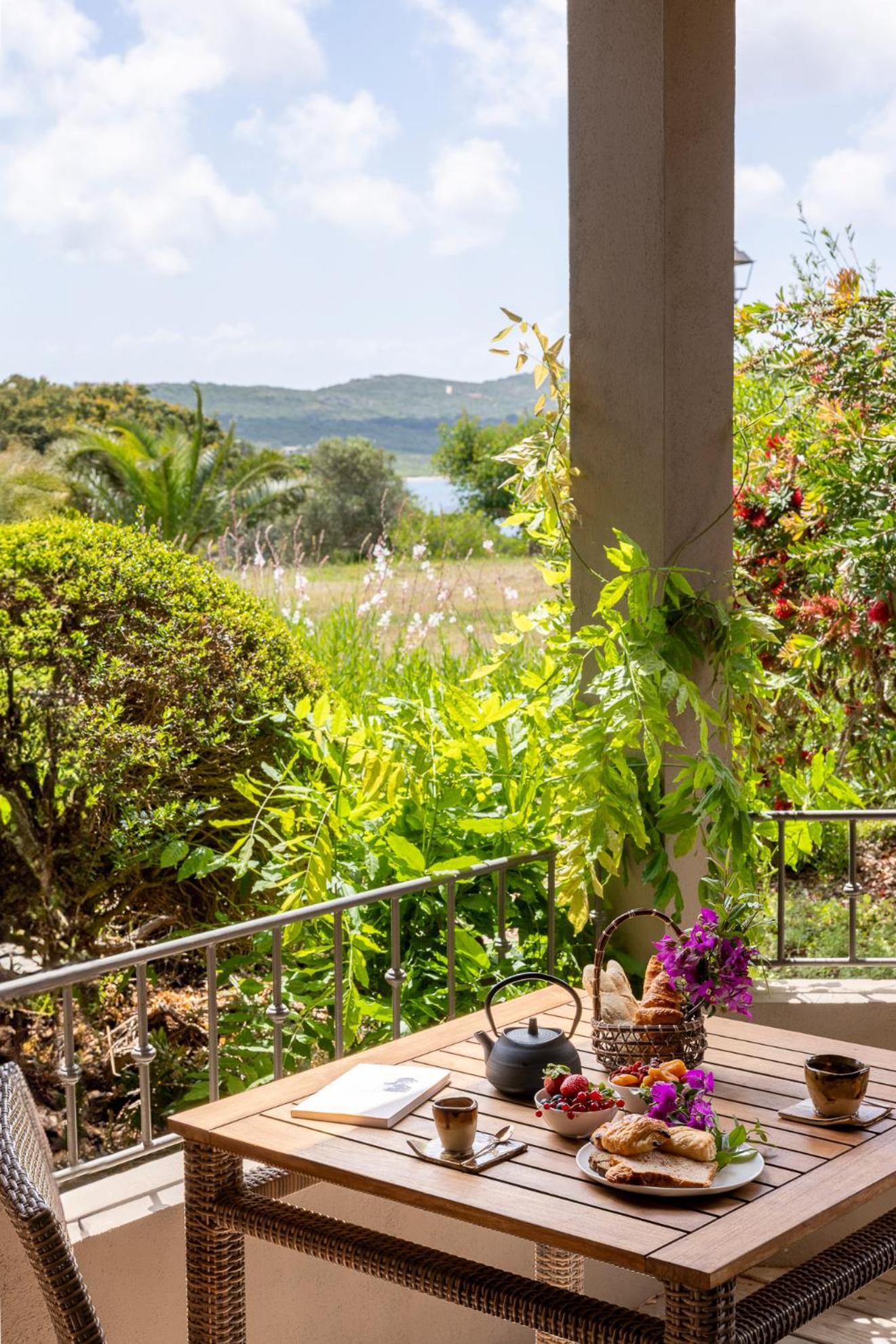 Double Room Garden View