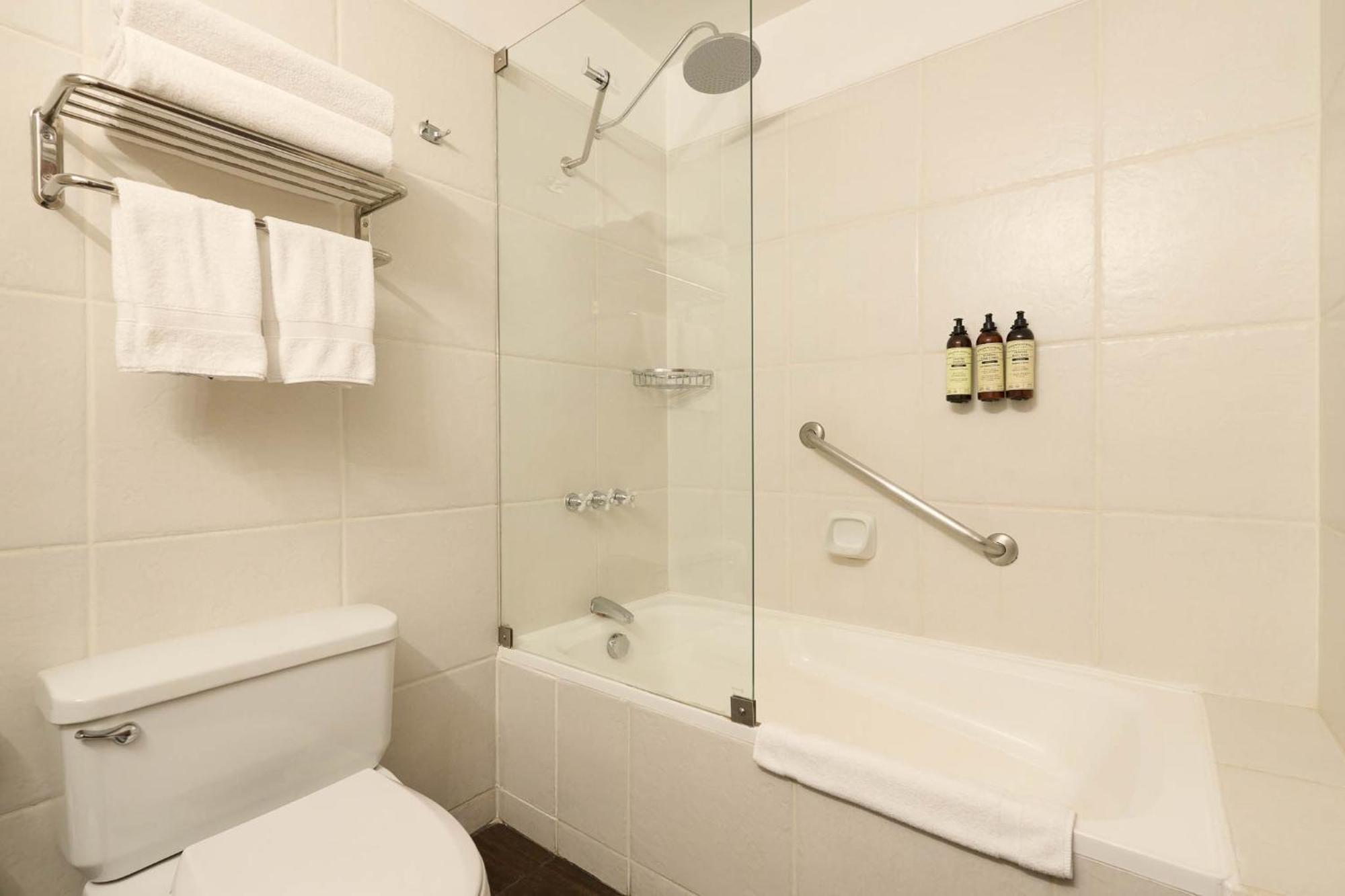 Quarto Superior com 2 Camas de Solteiro