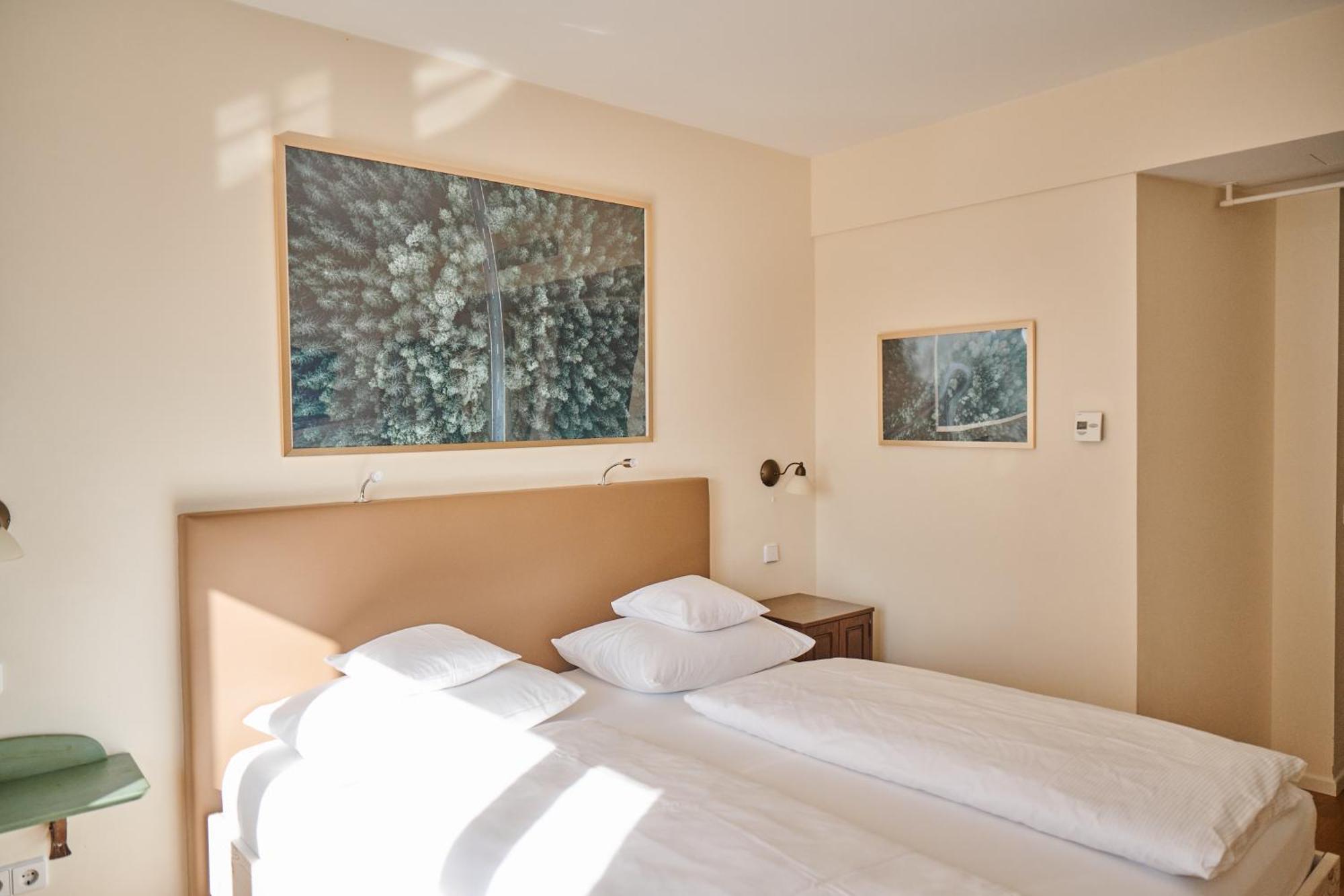 Prestige Room,1758517977:JPEG
