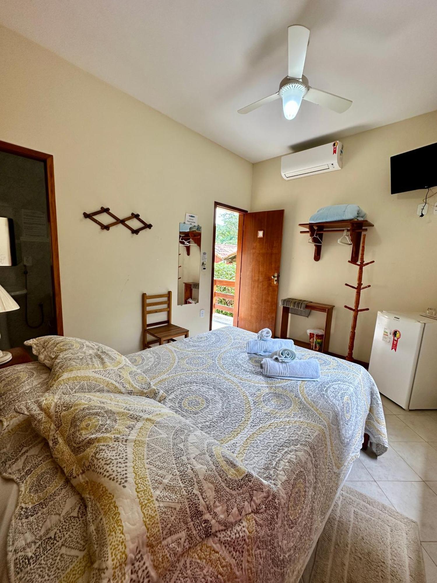 Double Room Mountain View