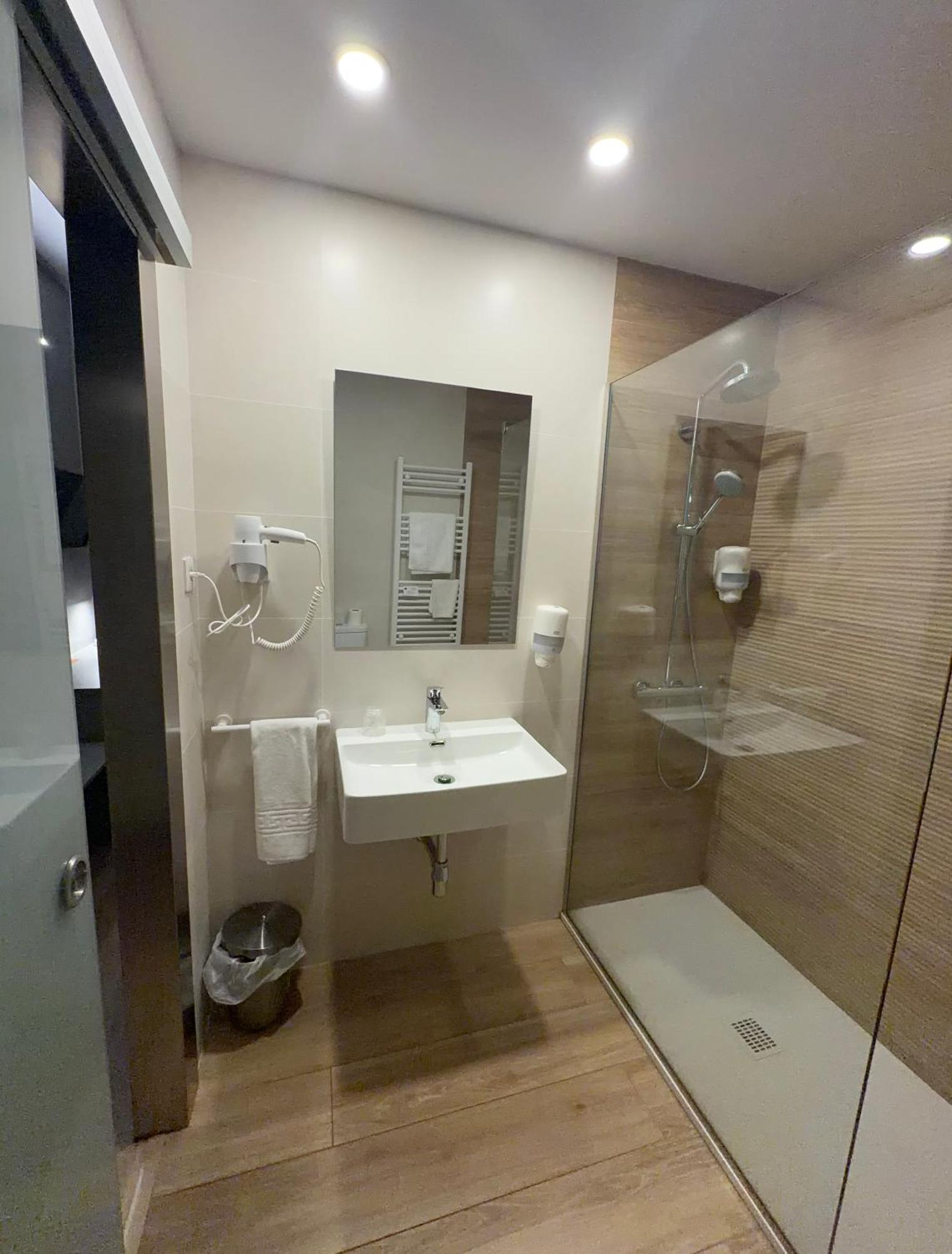 Habitación Individual con balcón