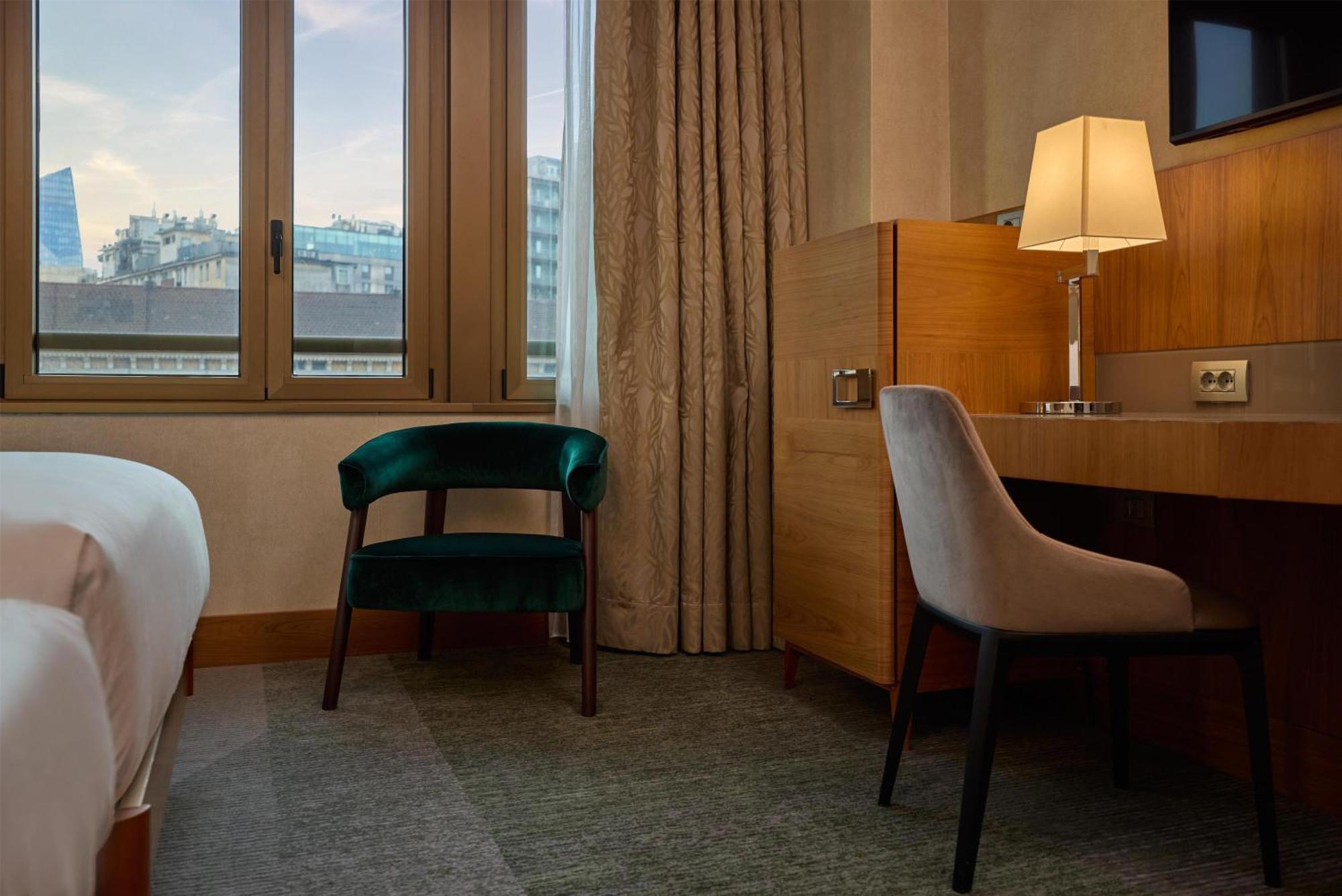 Quarto com 2 Camas de Solteiro