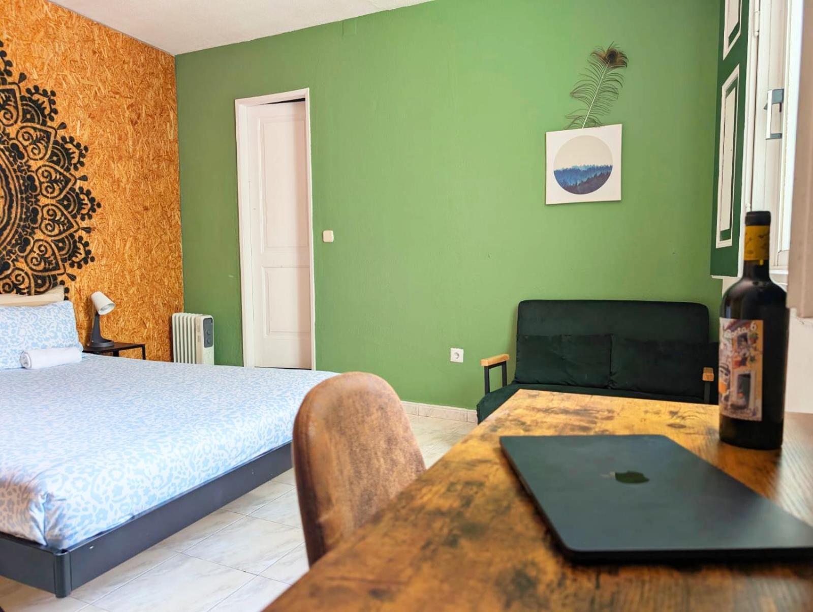Double Room Private Bathroom