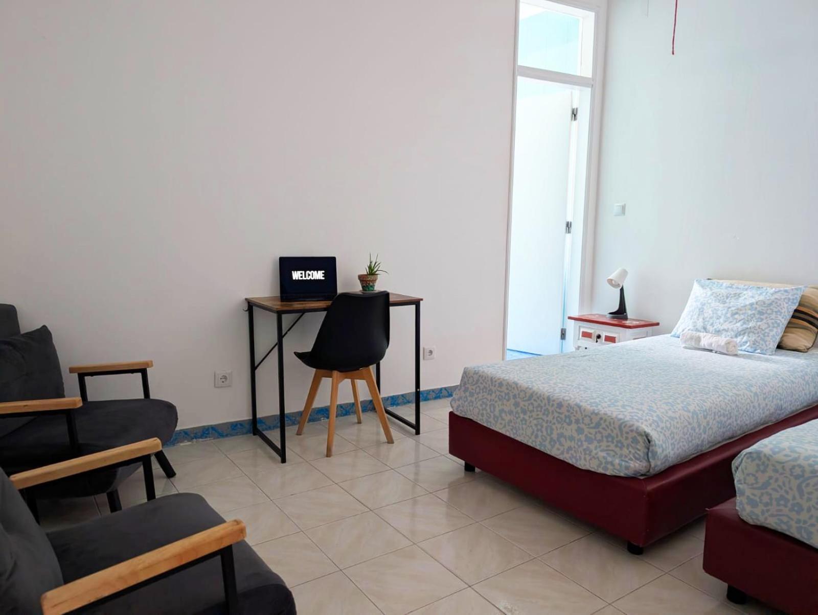 Double Room Private Bathroom