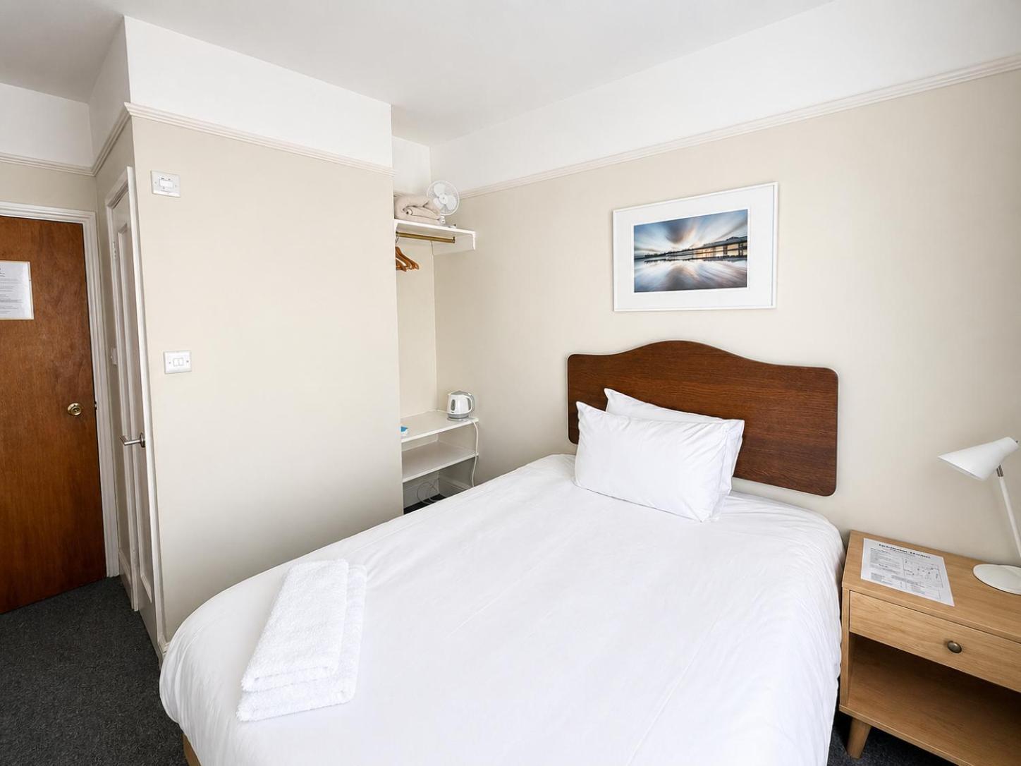 Budget Single Room