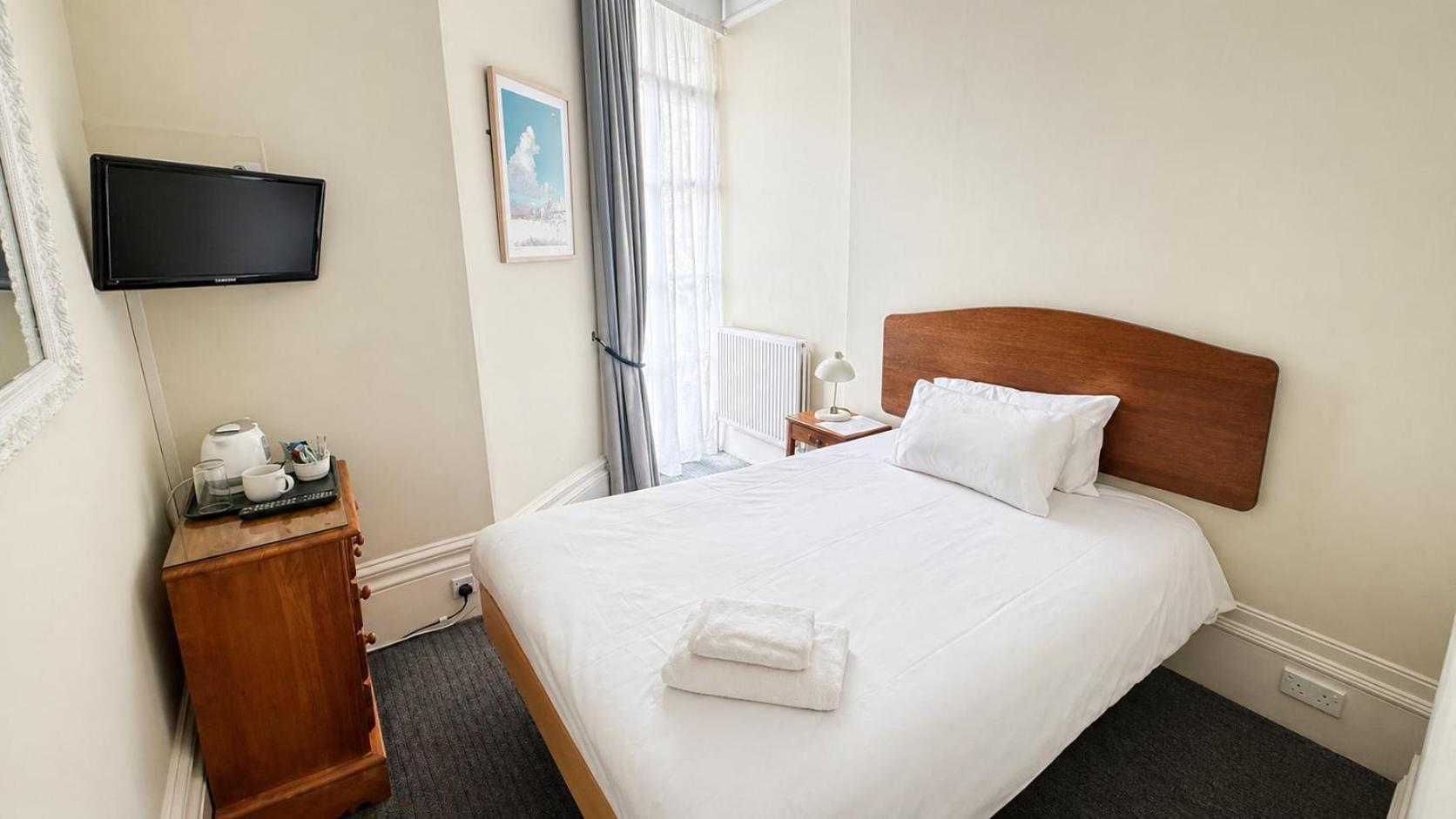 Budget Single Room