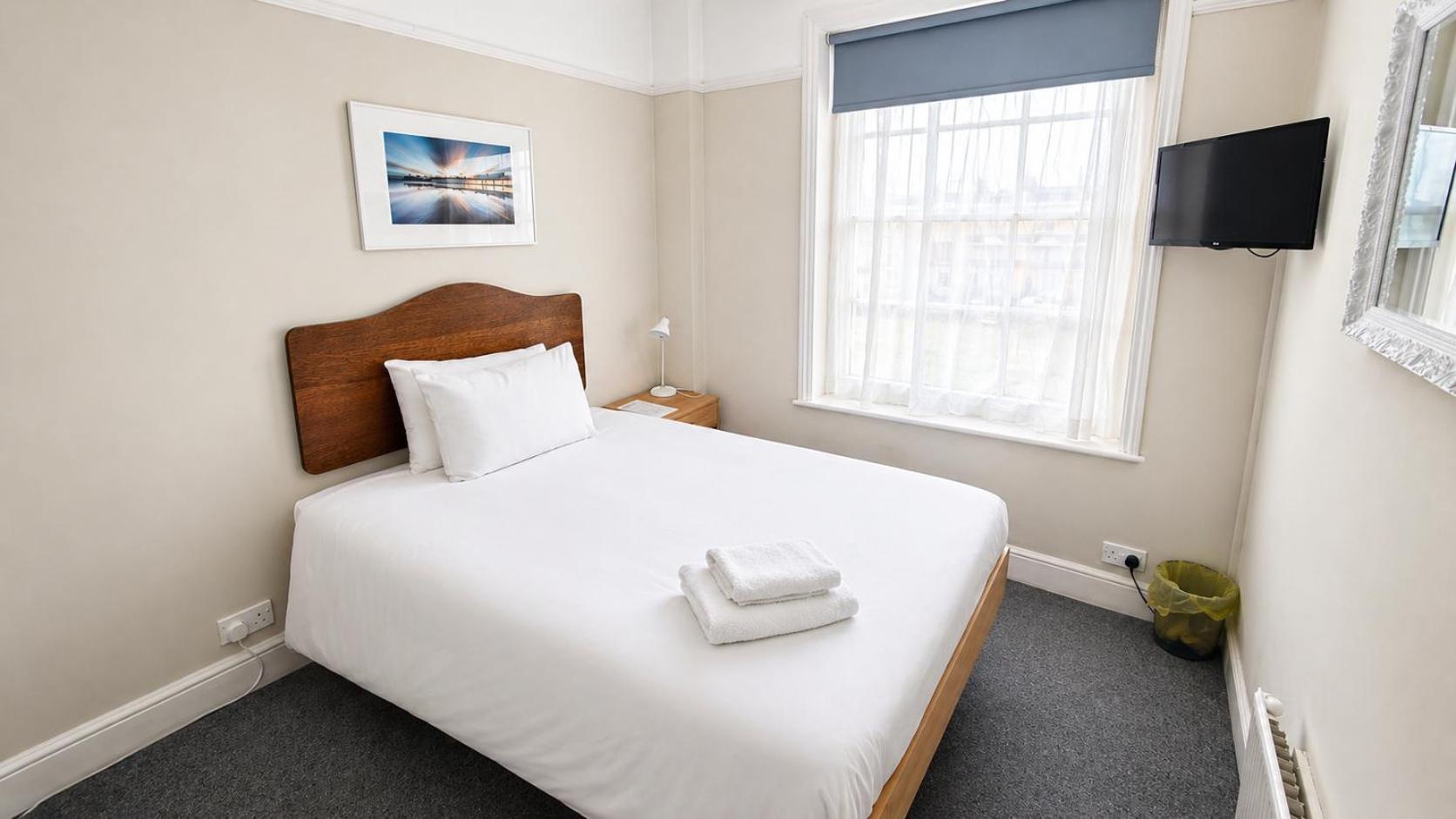 Budget Single Room