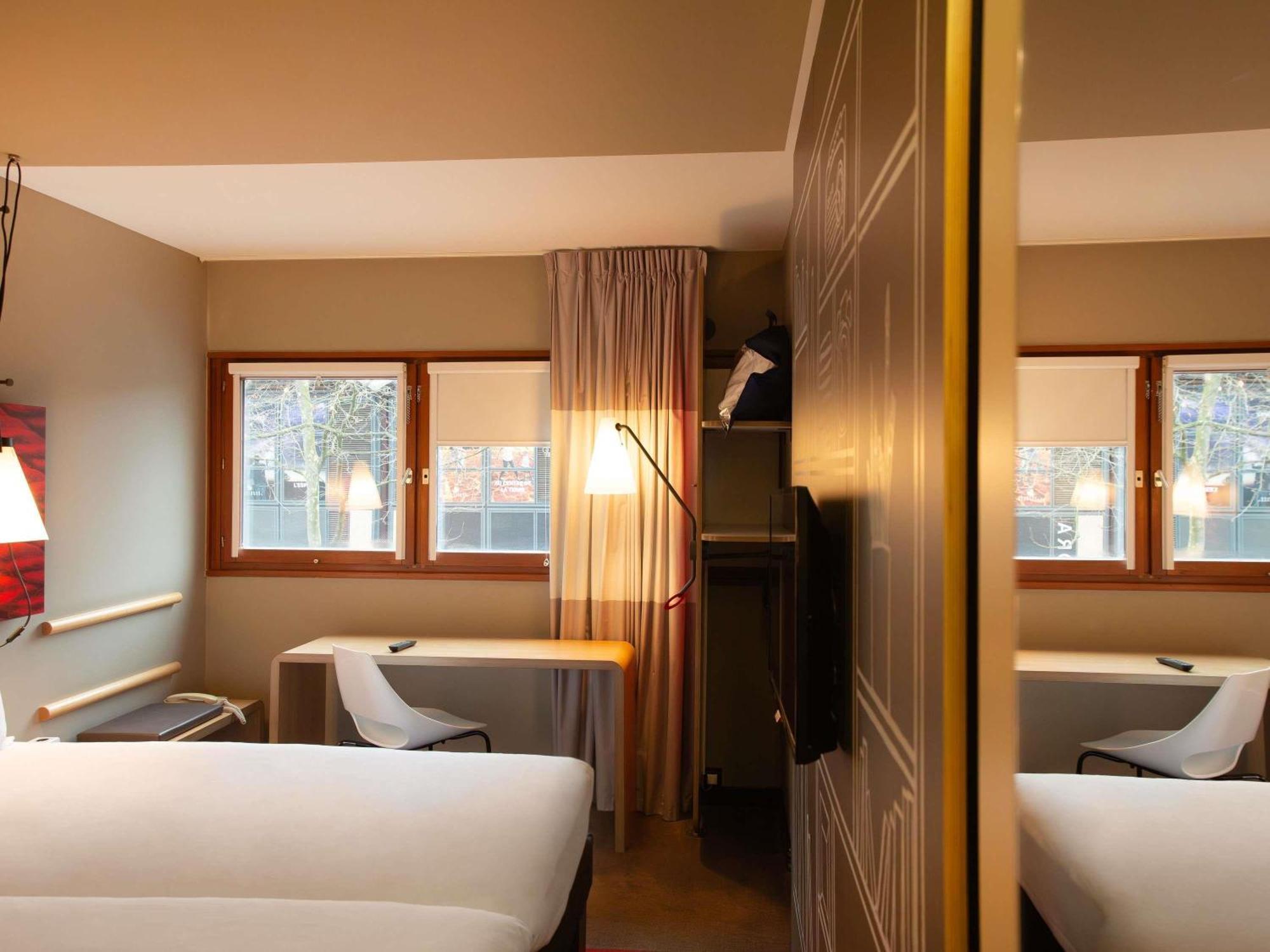 Standard Room 2 Single Beds