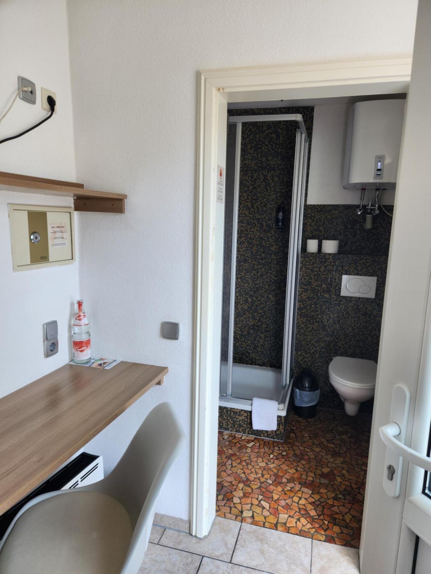 Budget Single Room