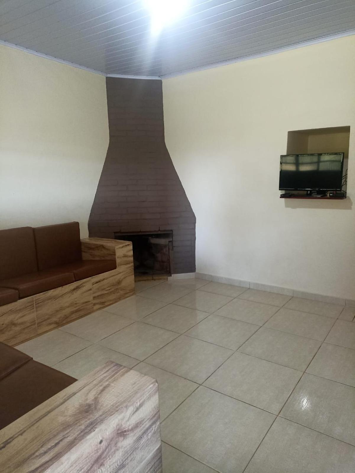 Quarto Triplo Básico
