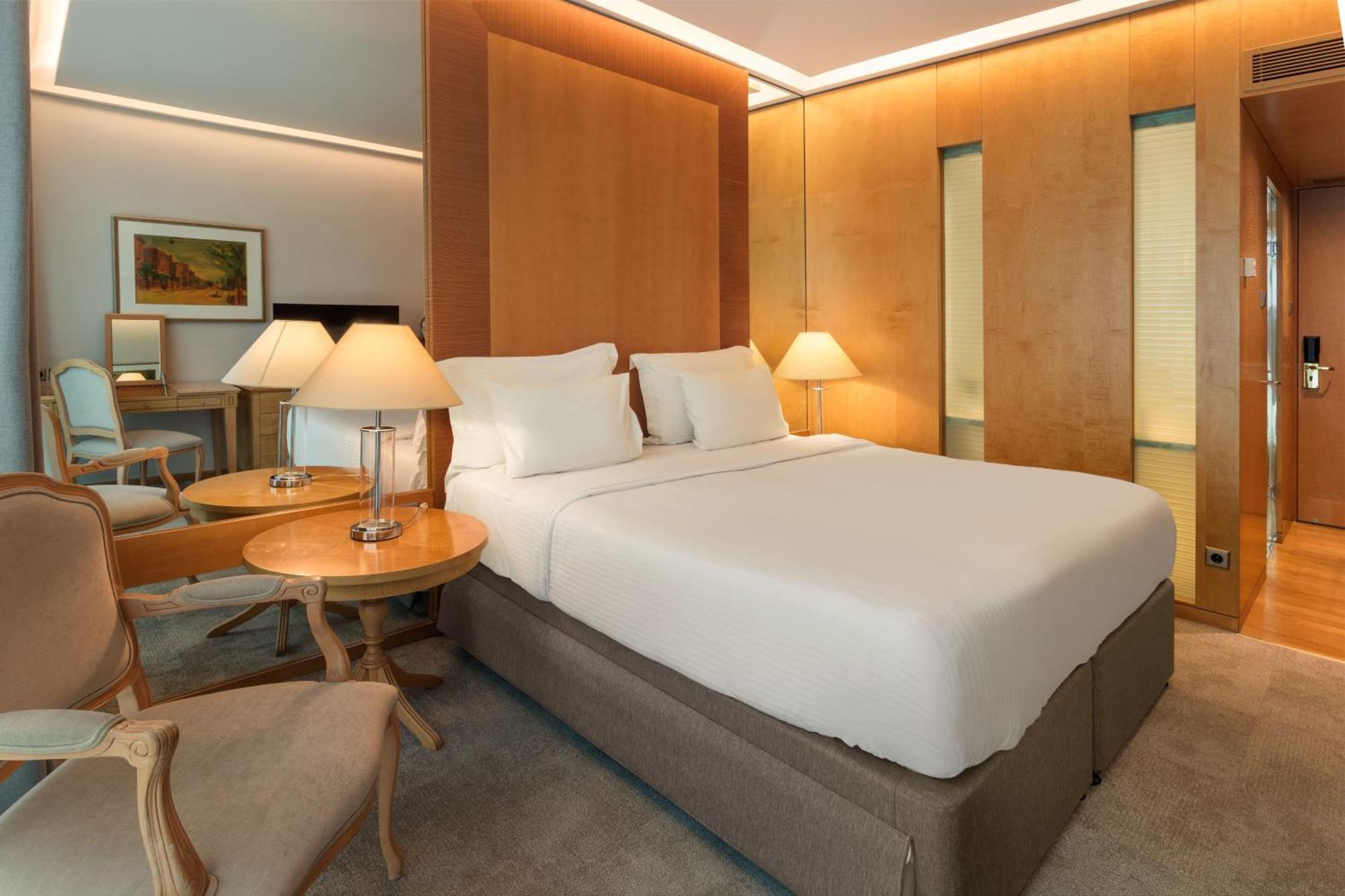 Supreme Room