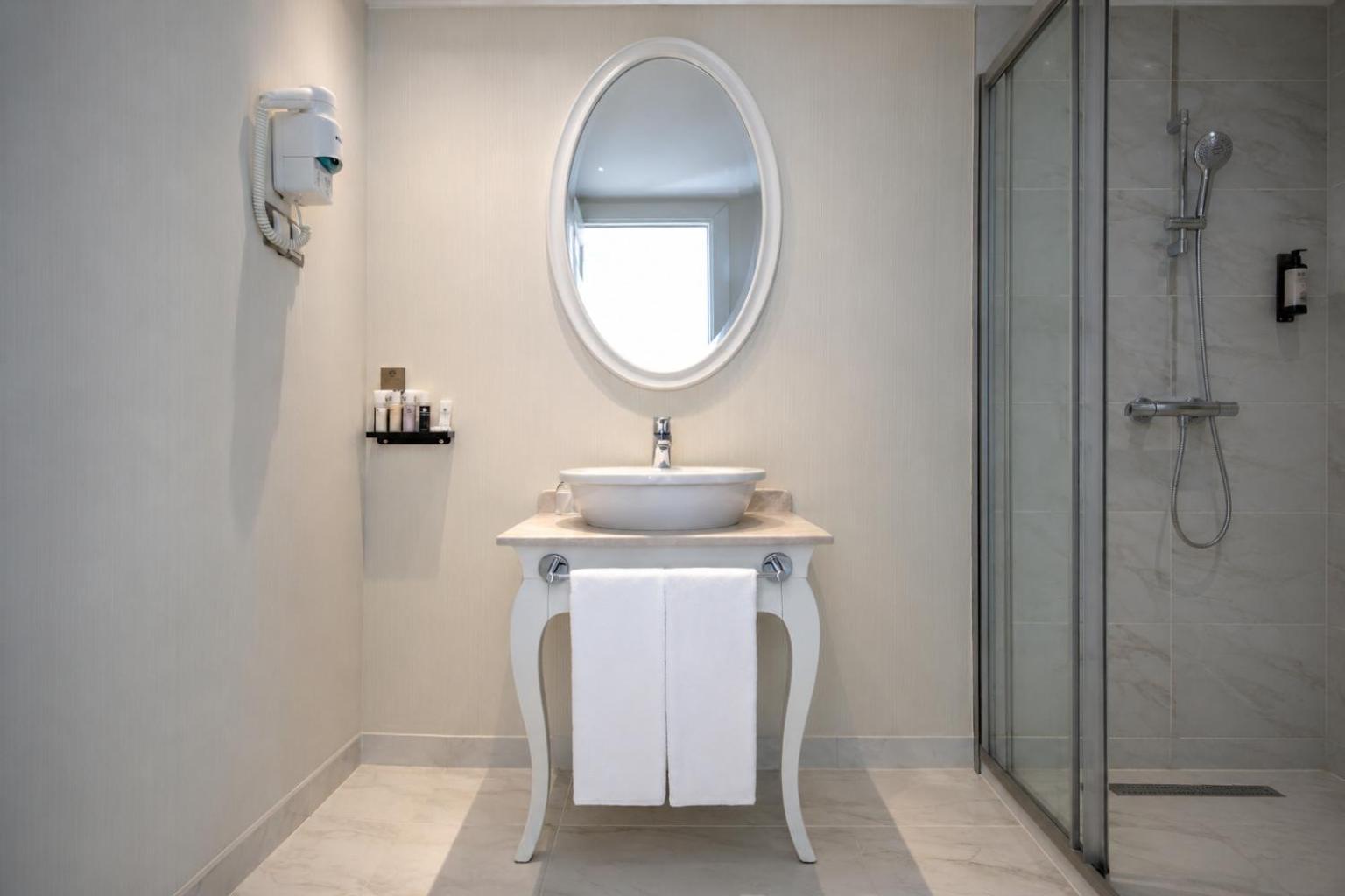 Standard Boutique Room