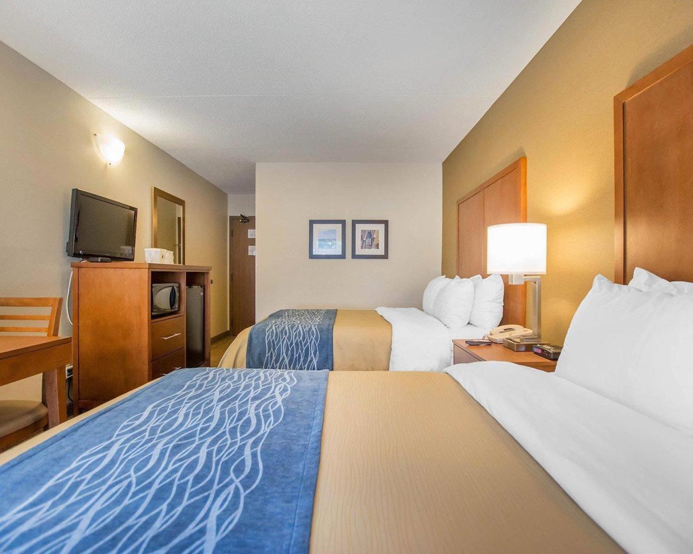 Queen Room with Two Queen Beds - Non-Smoking
