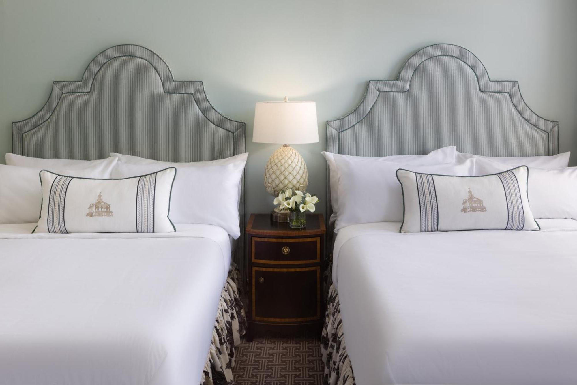 Premier 2 Queen Beds