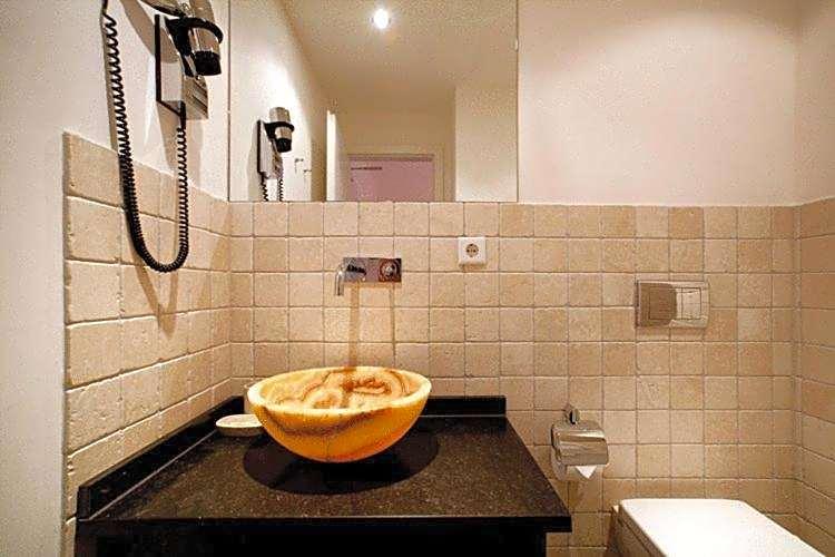Small Single Room