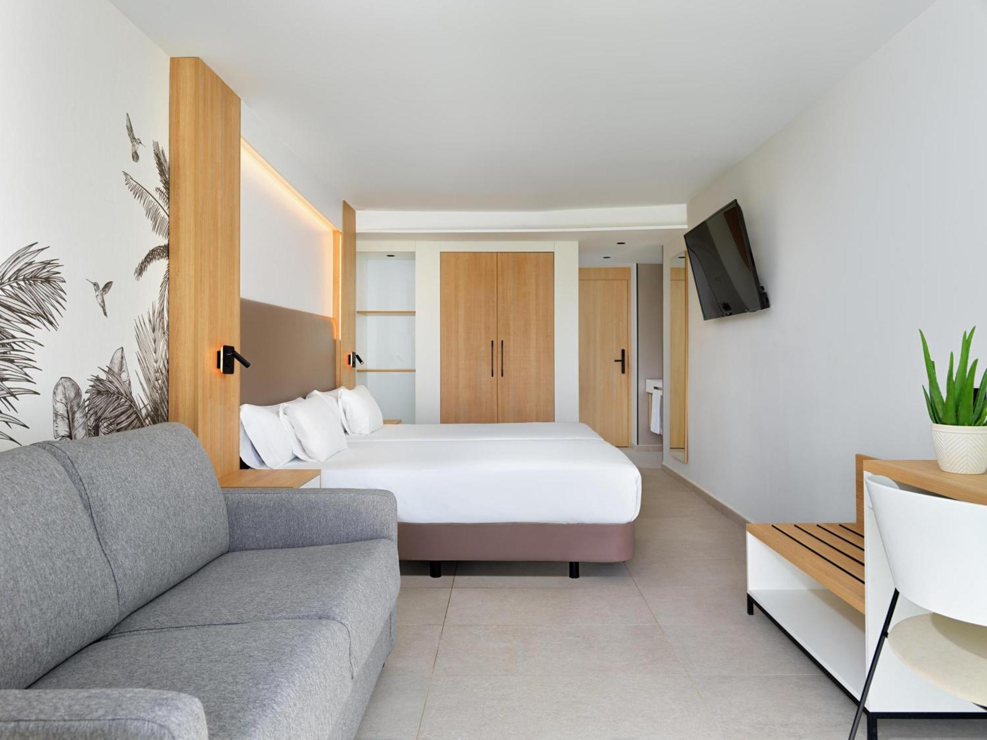 Double Room Terrace