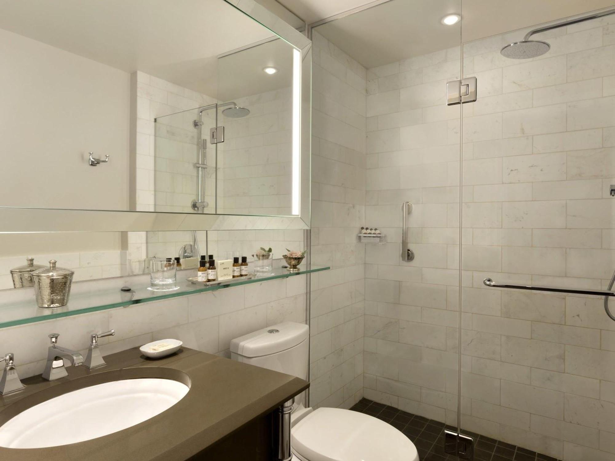 Fairmont Queen Room