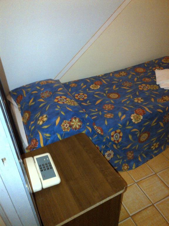 Single Room Private Bathroom,201443494:JPEG