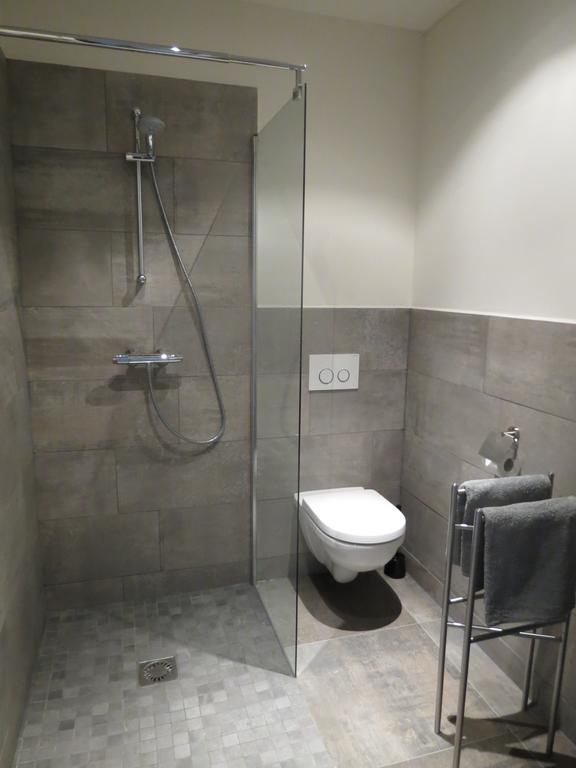 Tweepersoonskamer met 1 of 2 Bedden en Eigen Badkamer