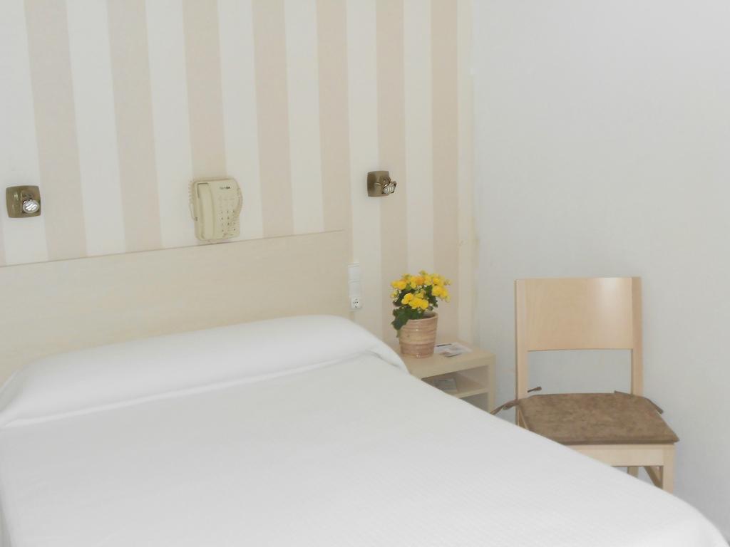 Single Room Terrace