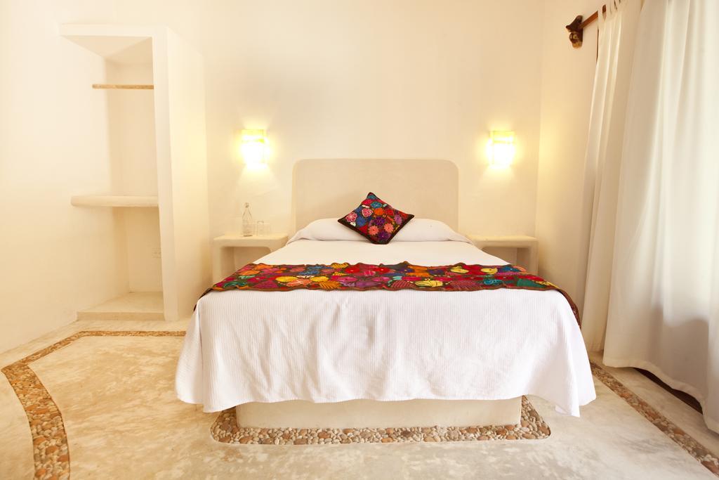 Queen Room Private Bathroom
