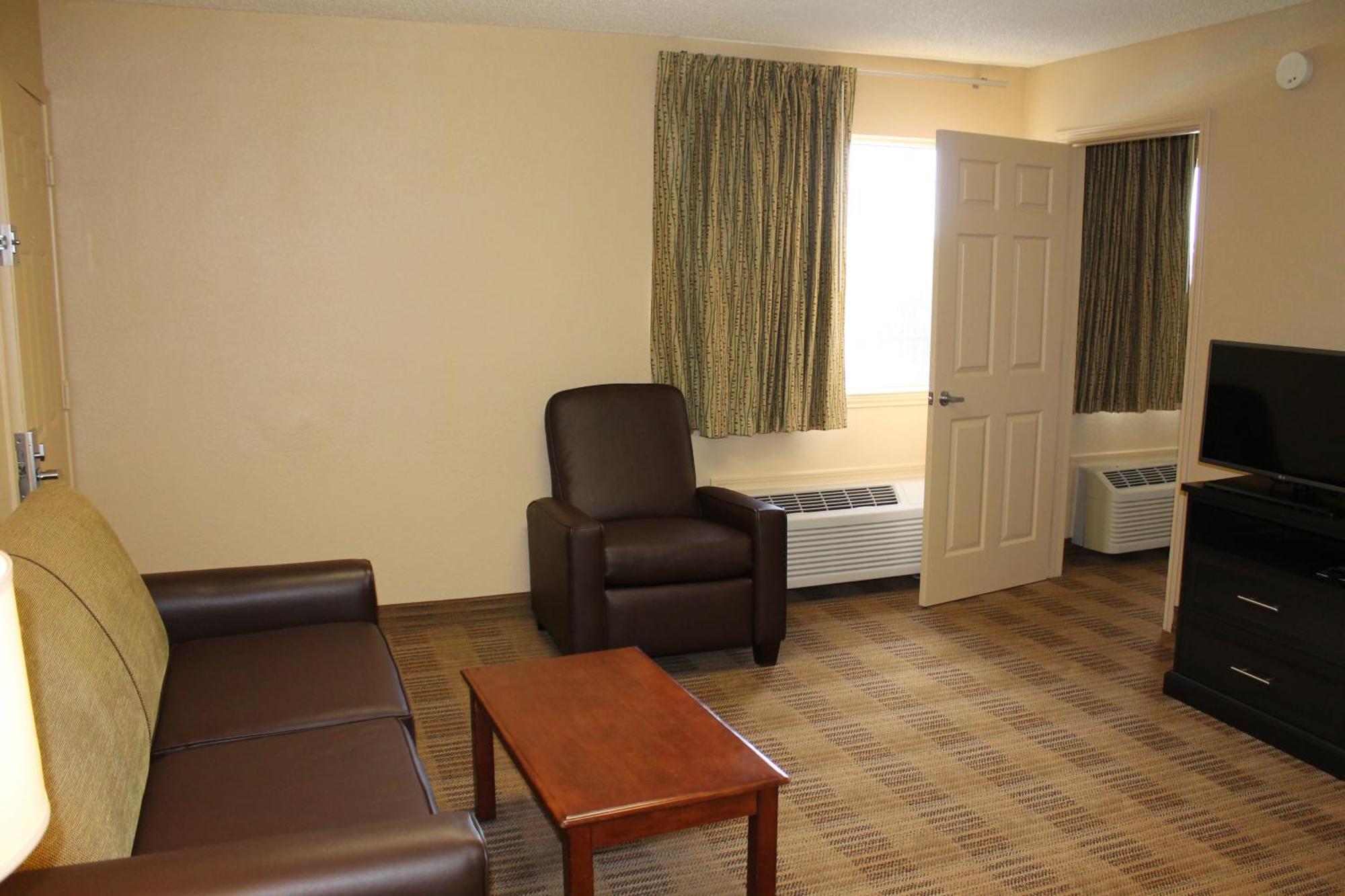Suite met 1 Slaapkamer en 2 Tweepersoonsbedden - Rookvrij