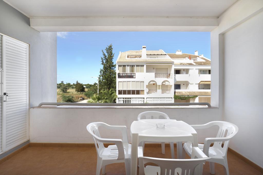 Superior One-Bedroom Apartment,314212765:JPEG