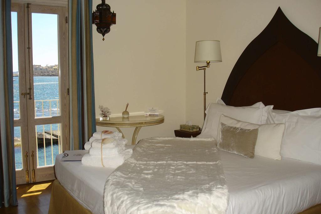 Superior Double Room with Sea View