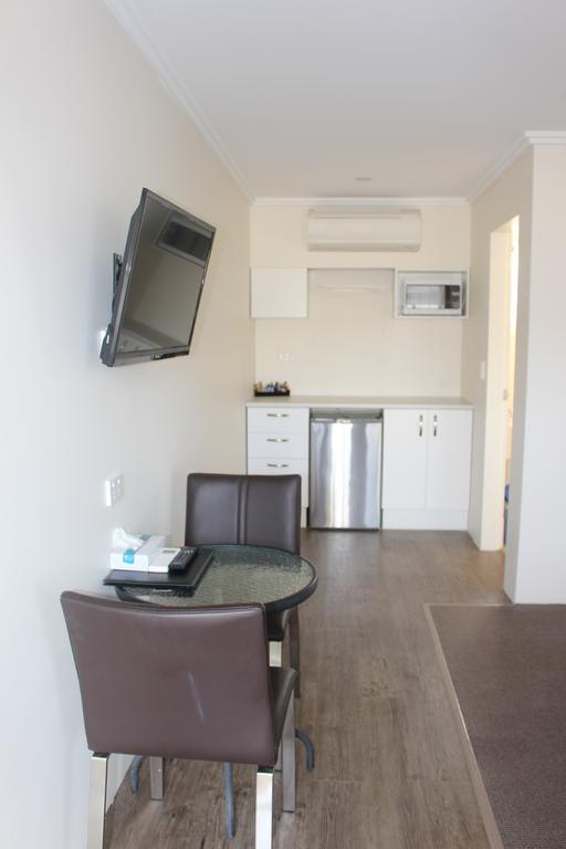 Double Room (Non Pet-Friendly)