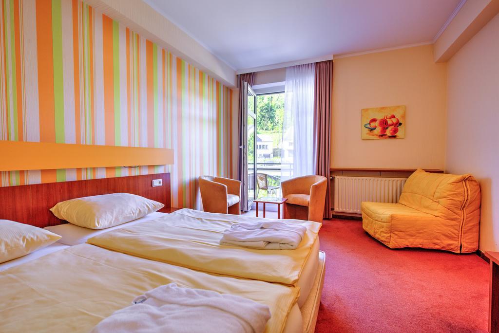 Tweepersoonskamer met Balkon en Toegang tot de Spa