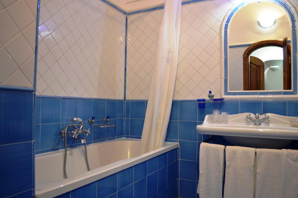 Standard Double or Twin Room Sea View