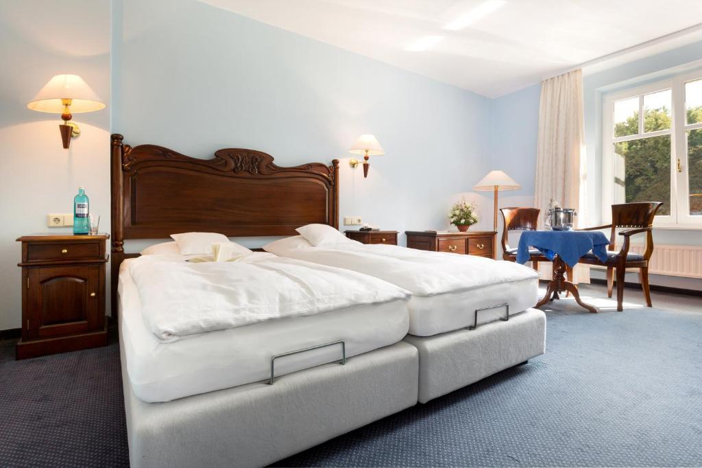 Double Room Side Wing