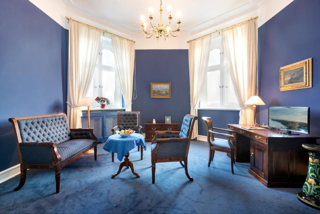 Double Room Main Building Lake View