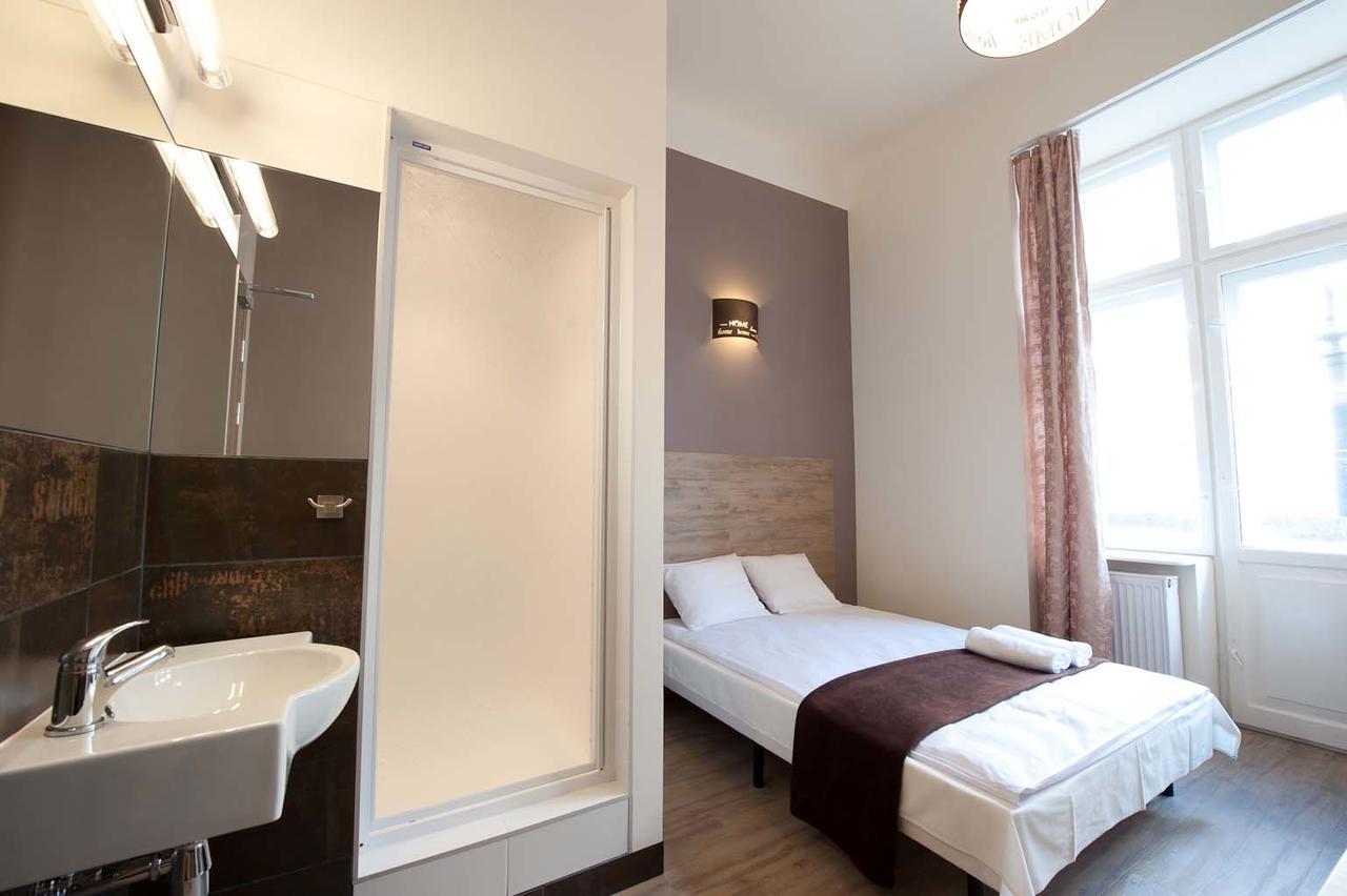 Double Room Private Bathroom
